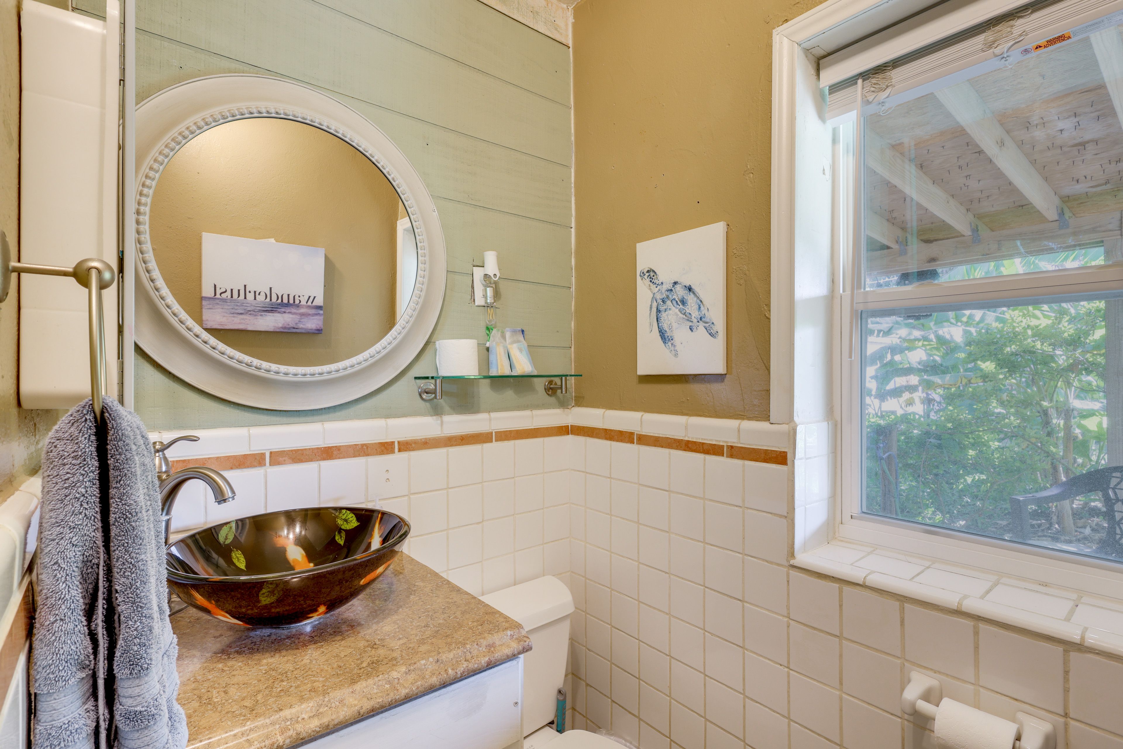 Full Bathroom