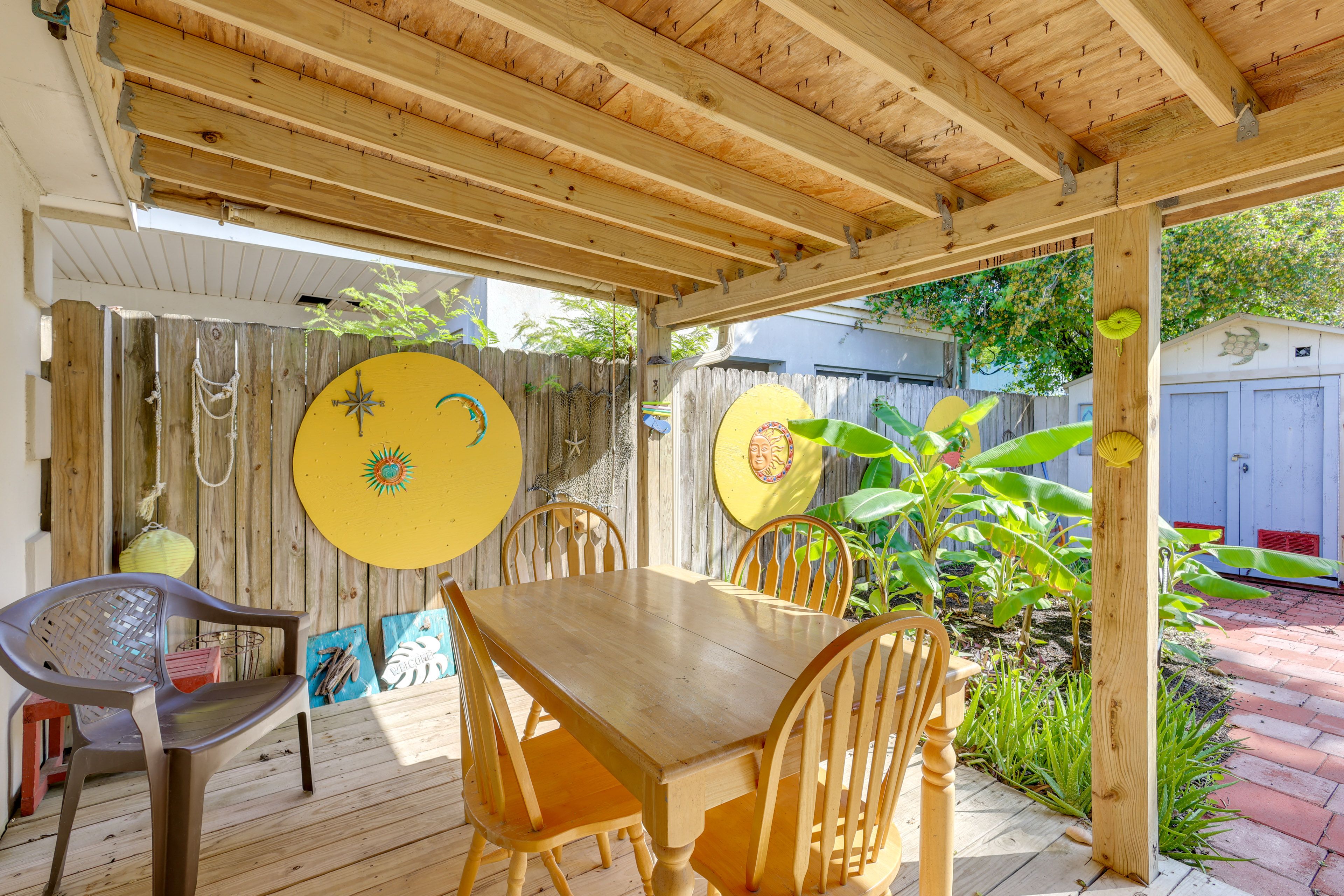Port Isabel Vacation Rental | 2BR | 1BA | 1,008 Sq Ft