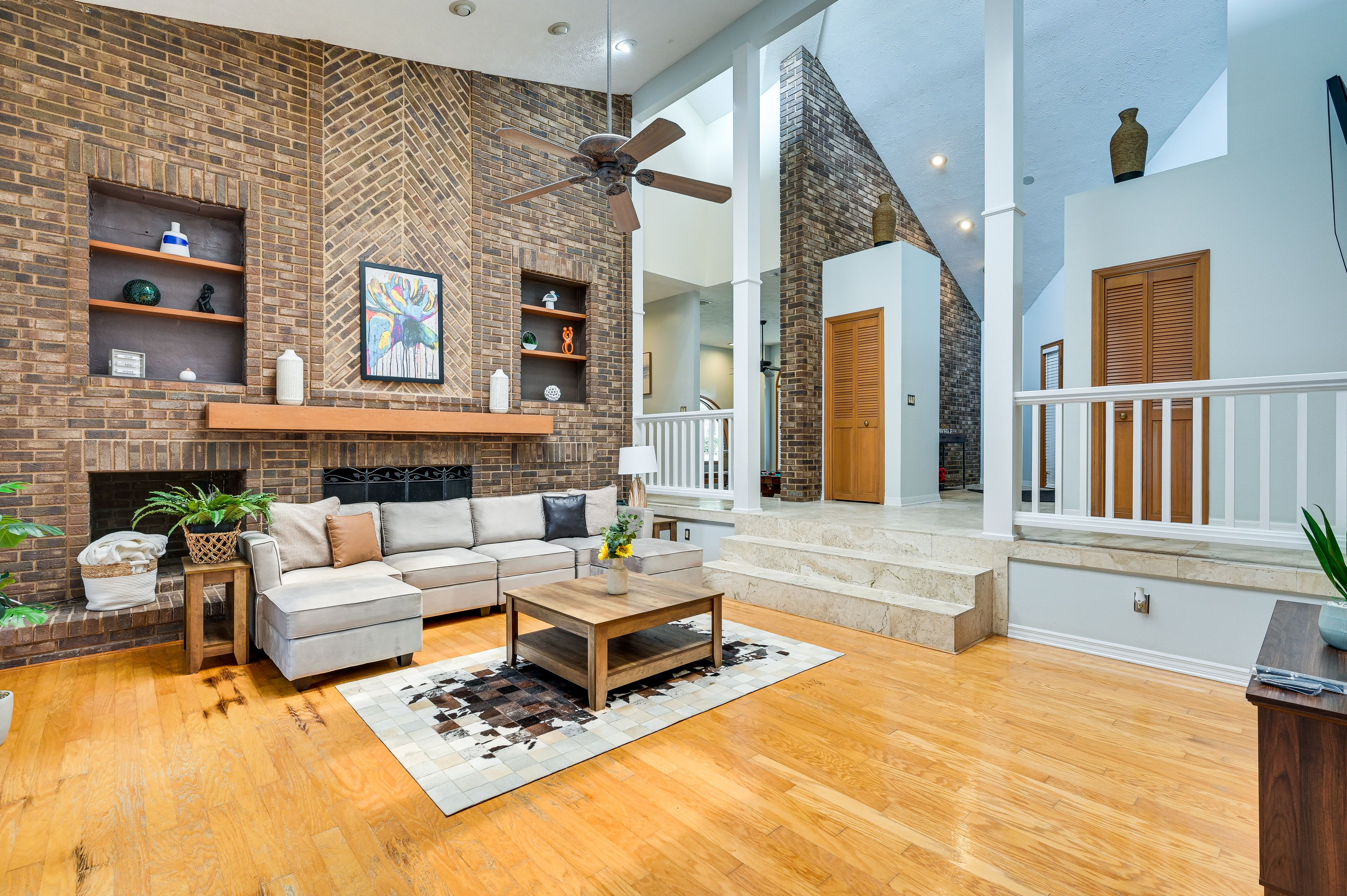 Living Room | Free WiFi | Central A/C | Smart TV