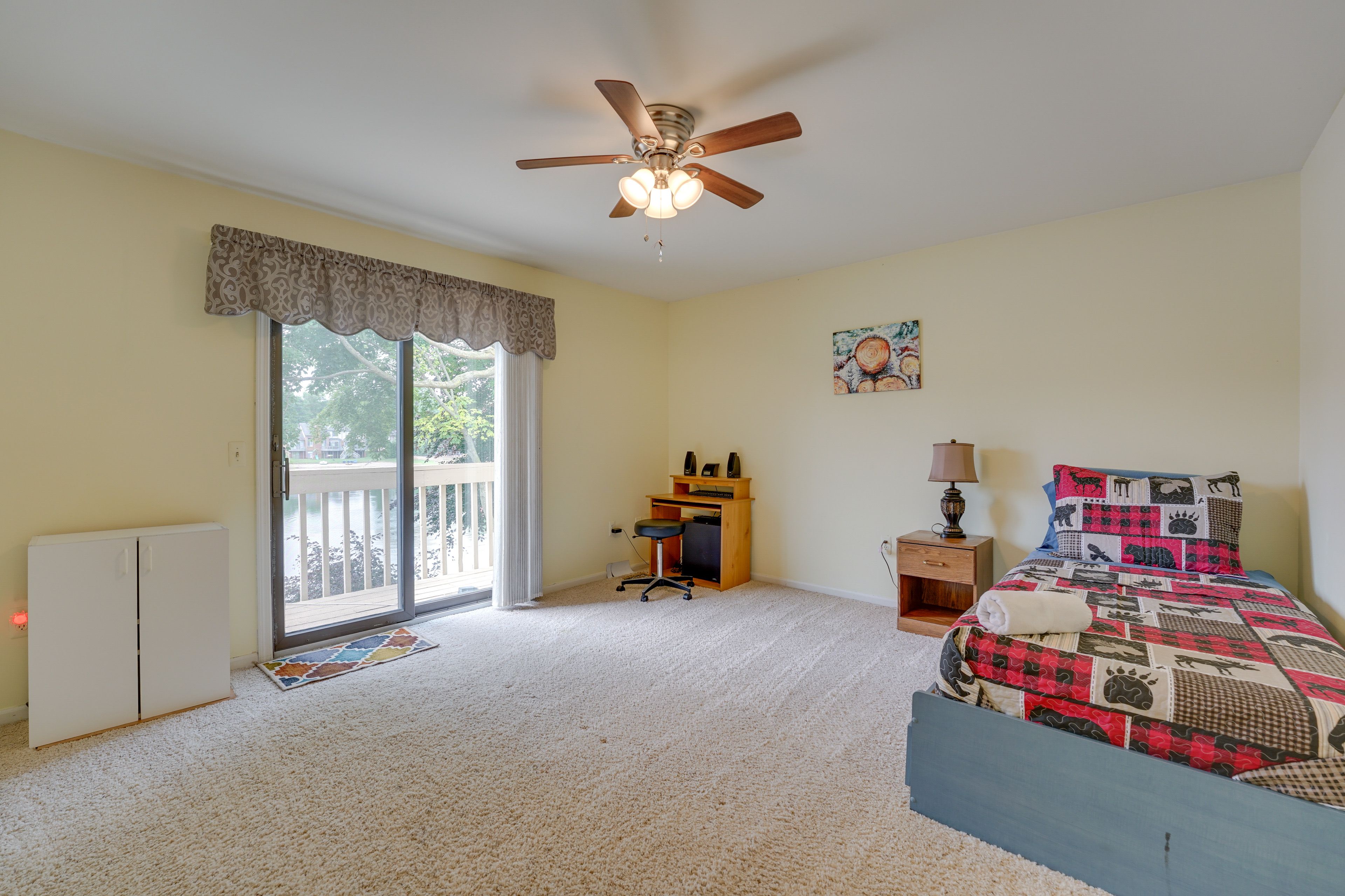 Bedroom 3 | Twin Bed