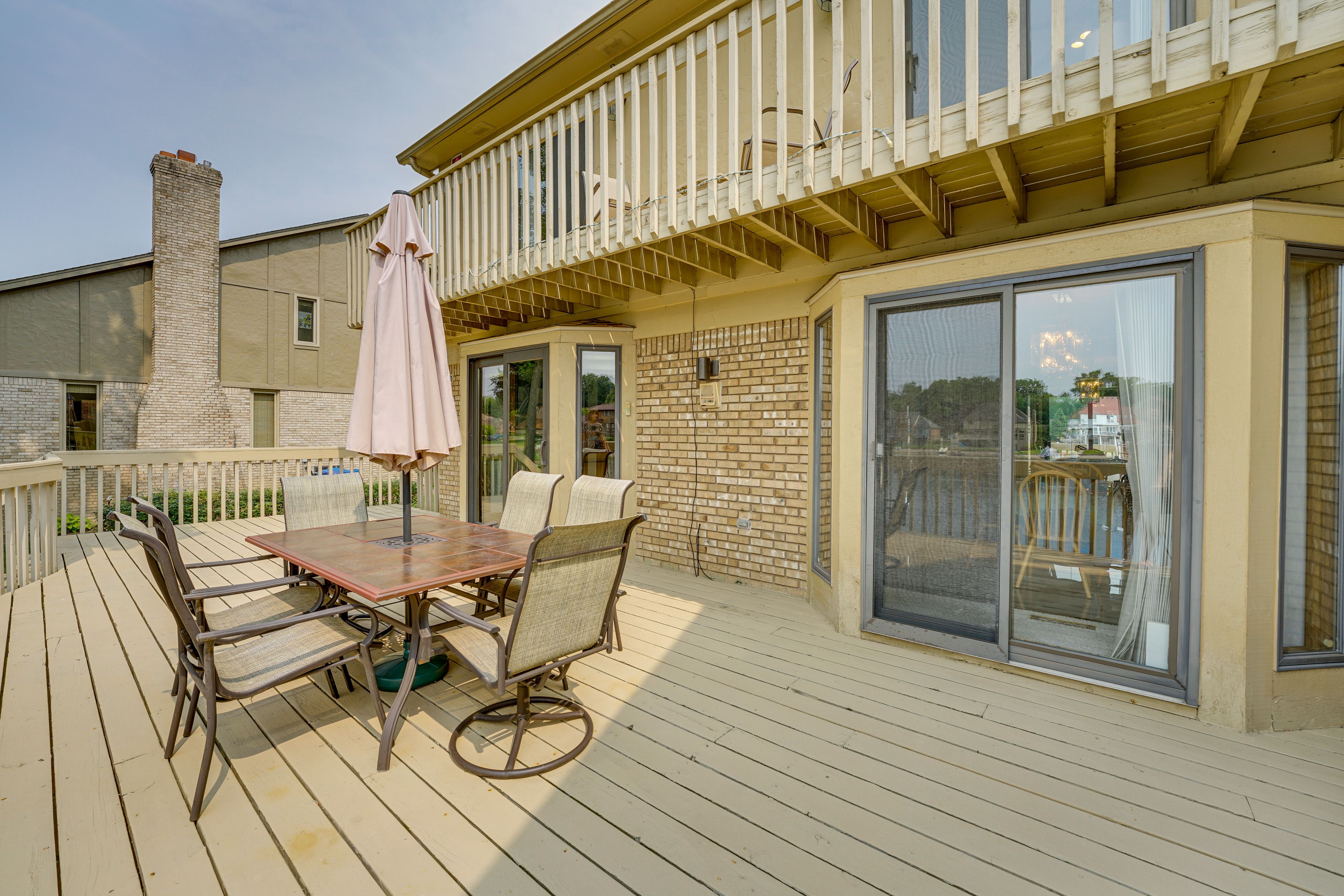 Private Deck