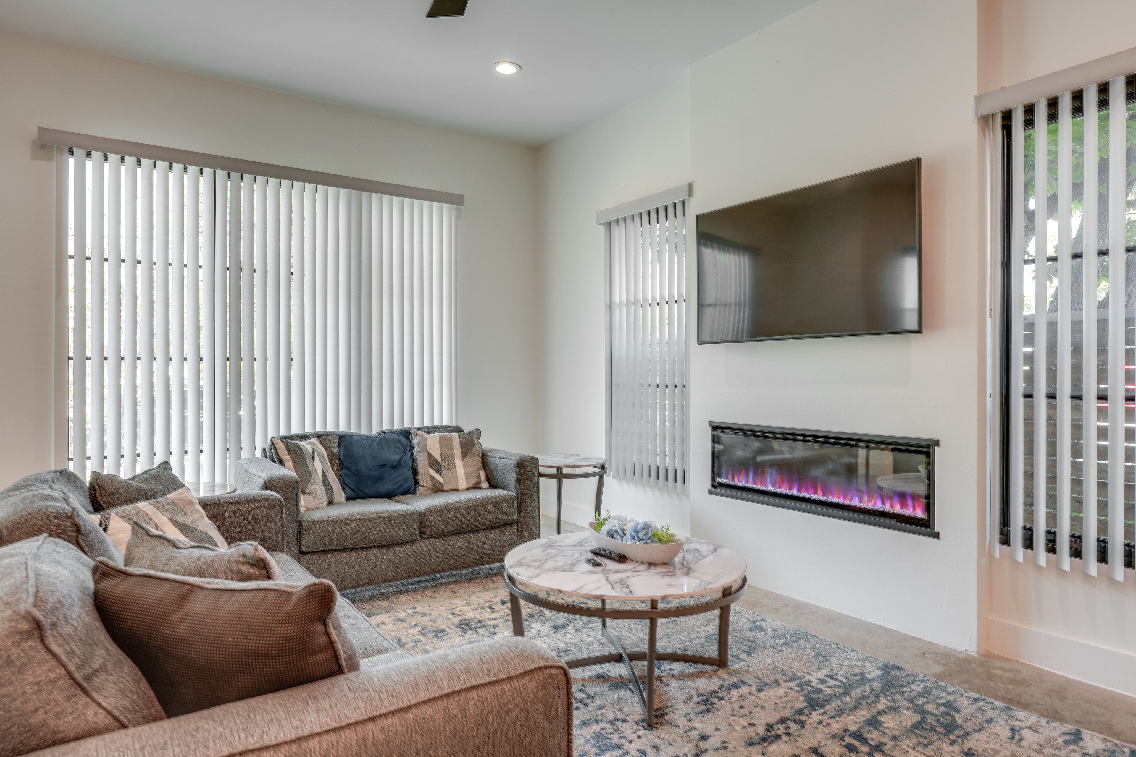 San Antonio Vacation Rental | 2BR | 2.5BA | 1,567 Sq Ft | Stairs Required