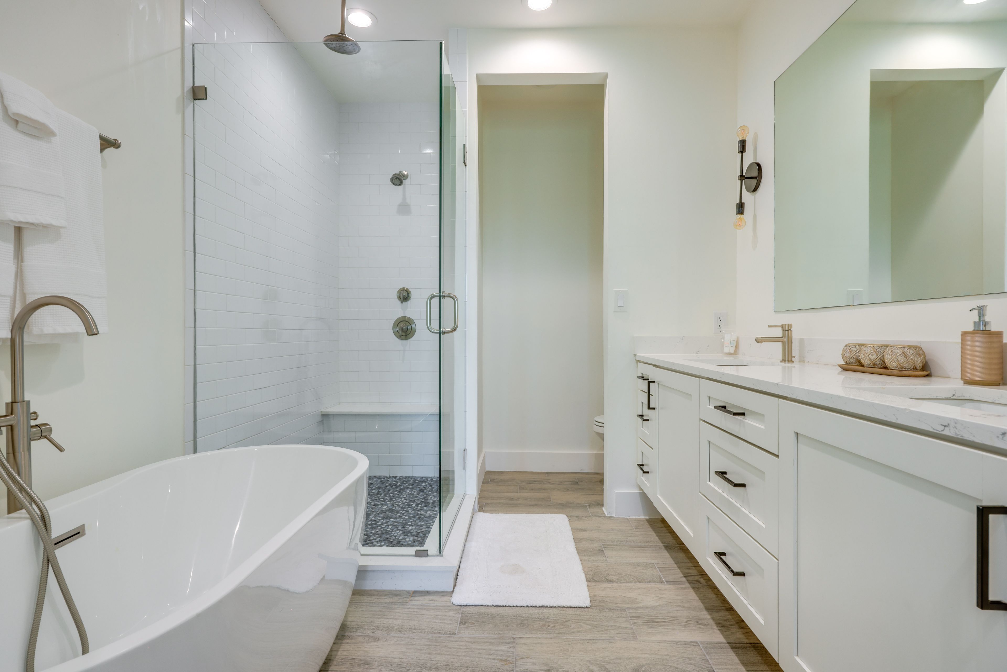Full Bathroom | Double Sinks | Complimentary Toiletries