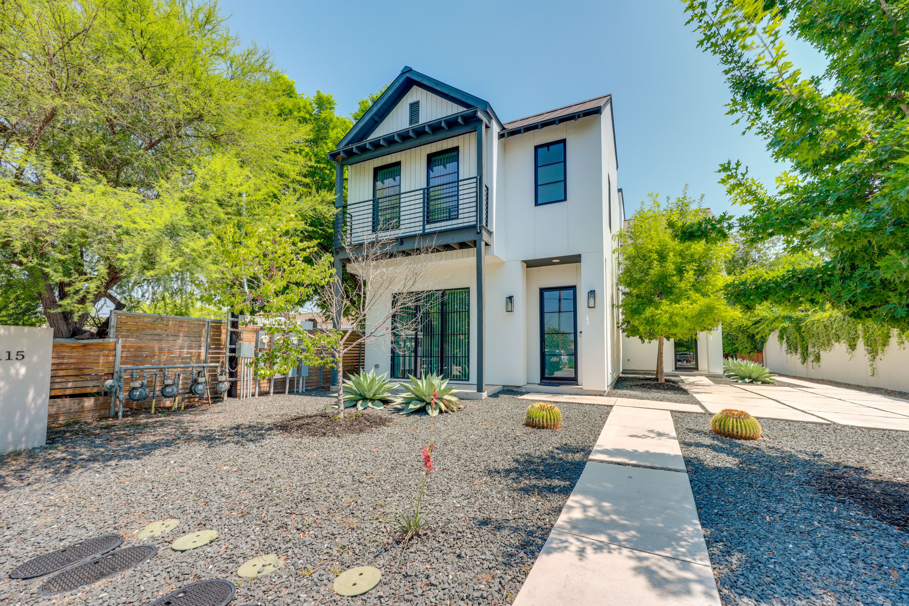 Townhouse Exterior | Free Street Parking | Pets Welcome w/ Fee