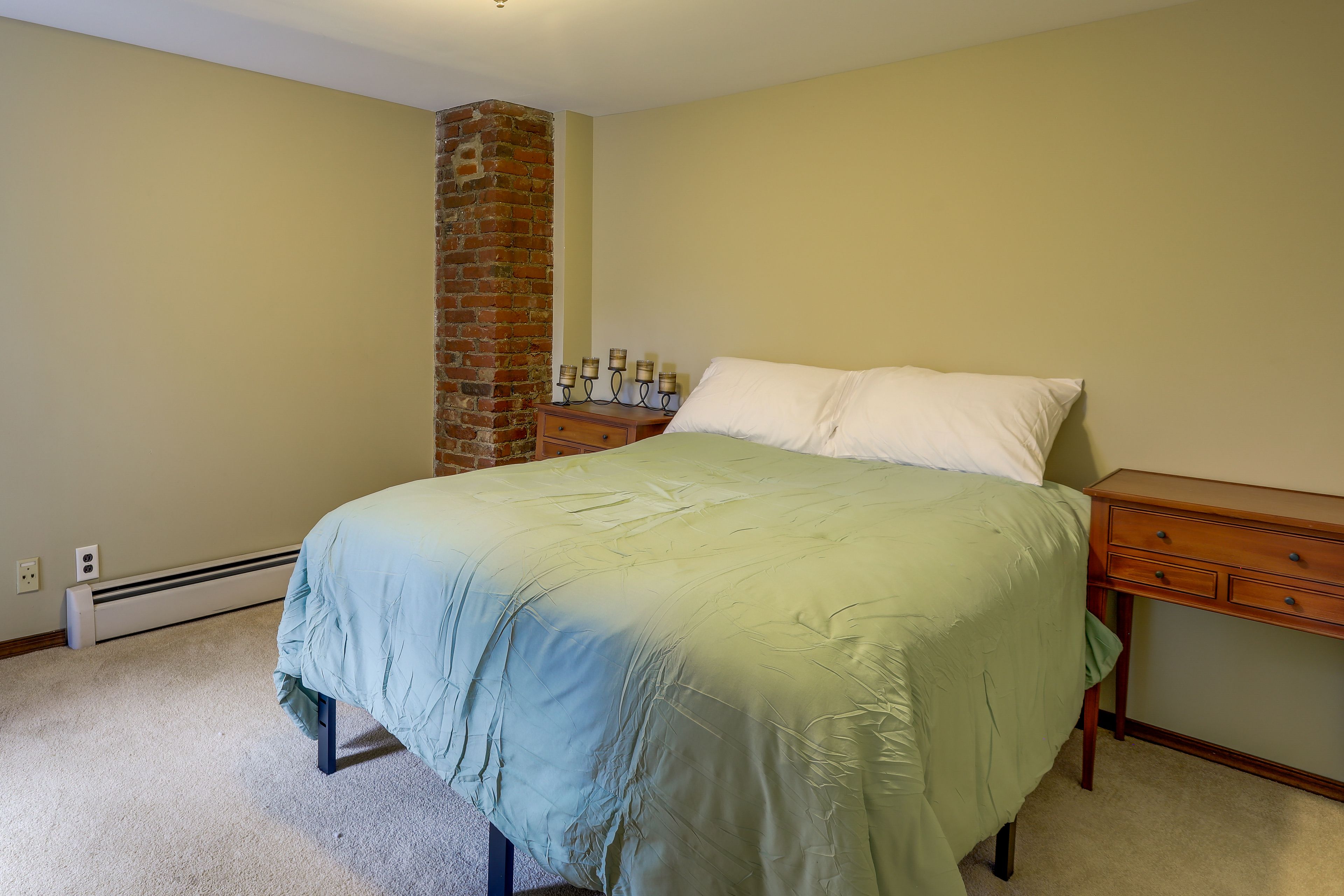 Bedroom 1 | Queen Bed | Linens Provided