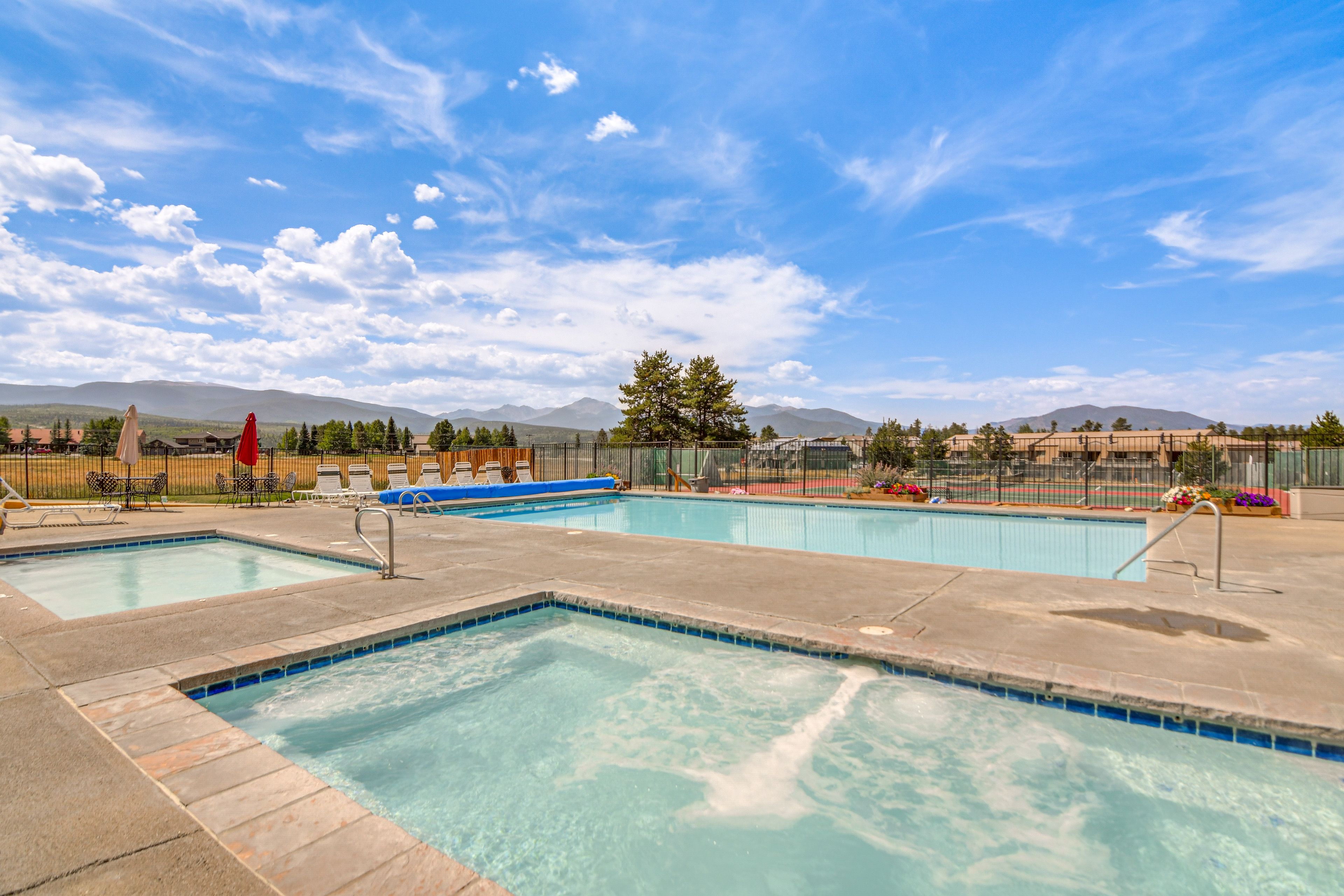 Community Amenities | Outdoor Pool & Hot Tubs (Open Year-Round)