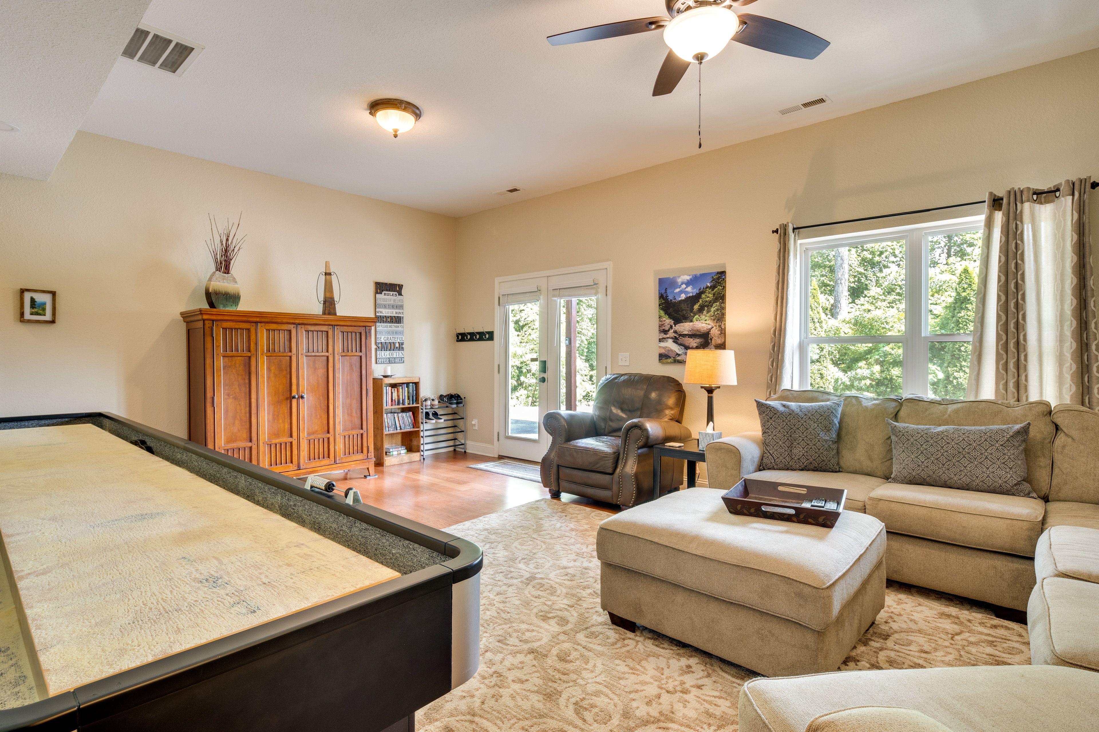 Game Room | Entryway | Shuffleboard Table | Pet Friendly w/ Fee