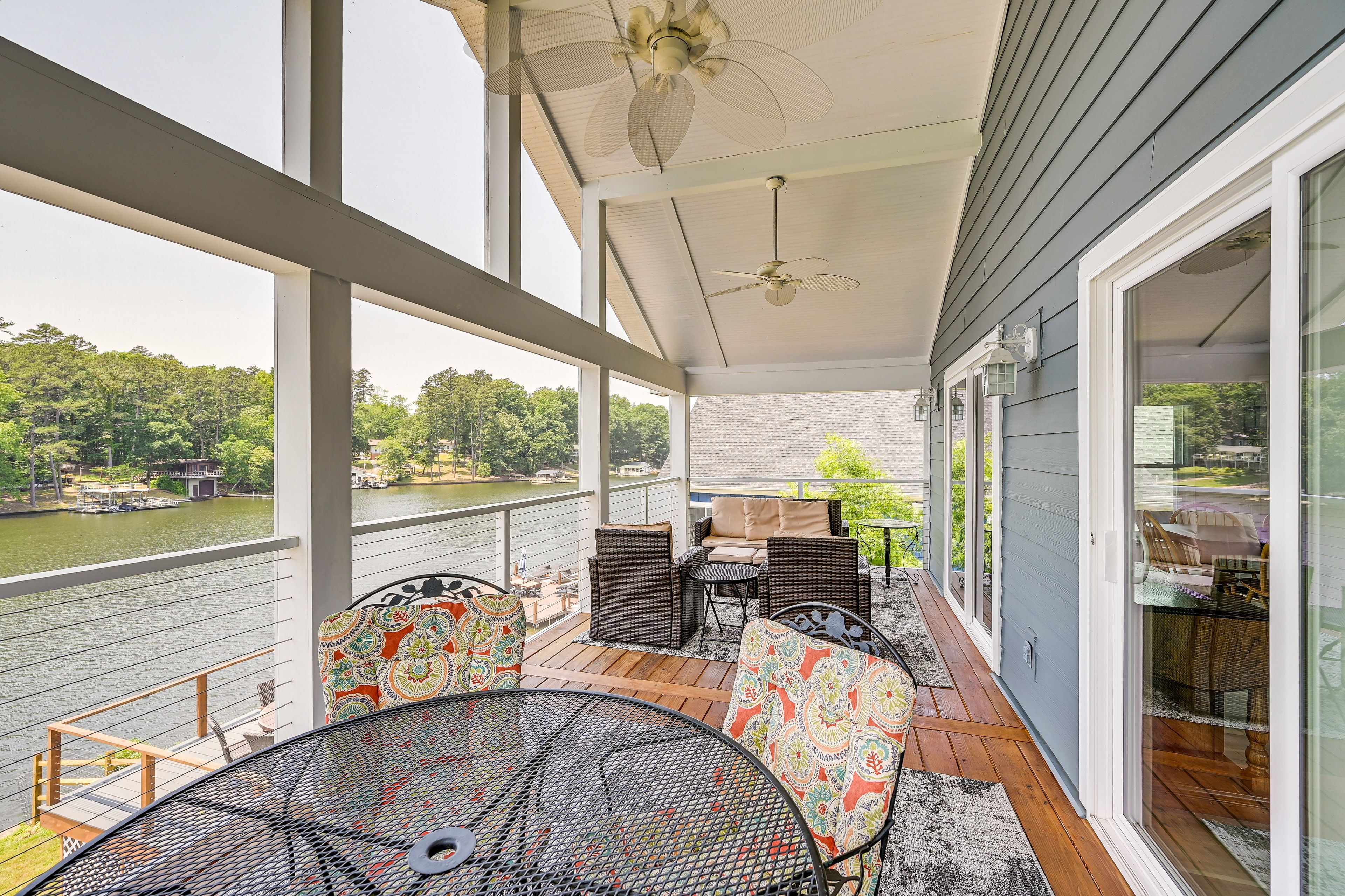New London Vacation Rental | 3BR | 2BA | 1,900 Sq Ft | Stairs Required