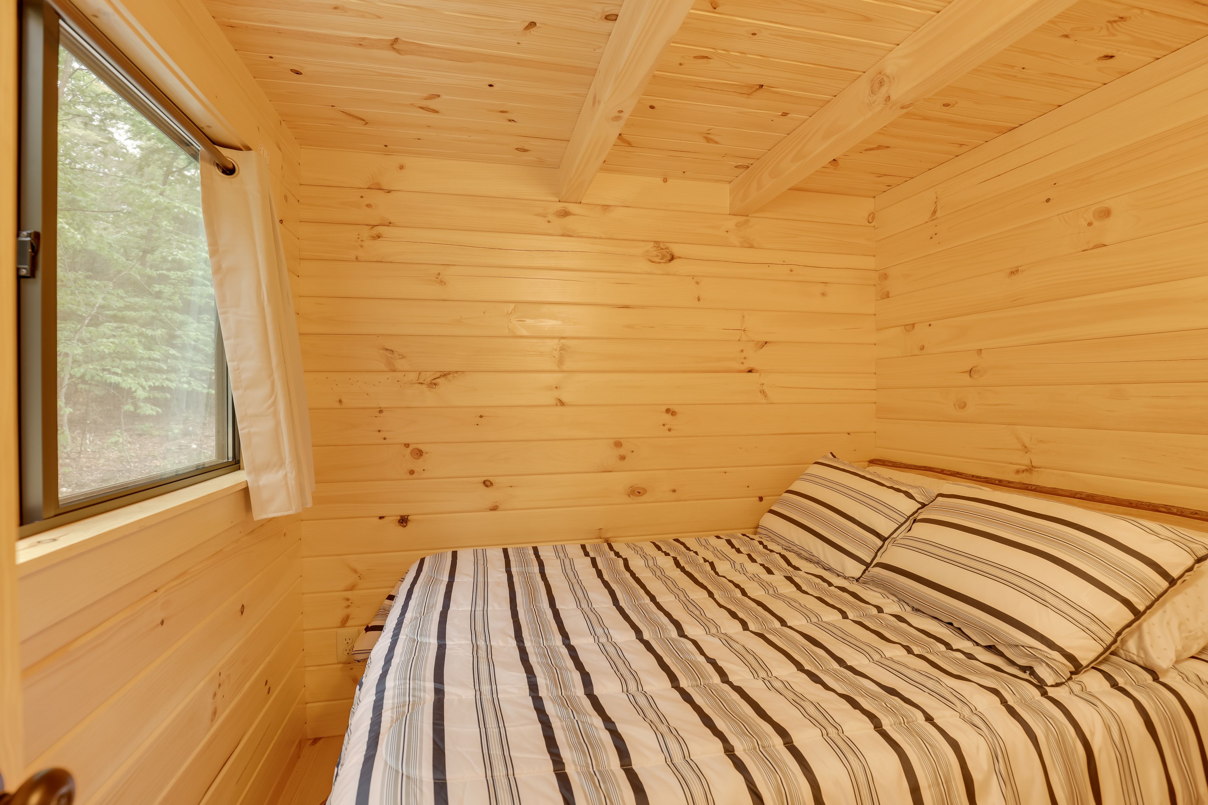 Bedroom 2 | Full Bed | Linens Provided