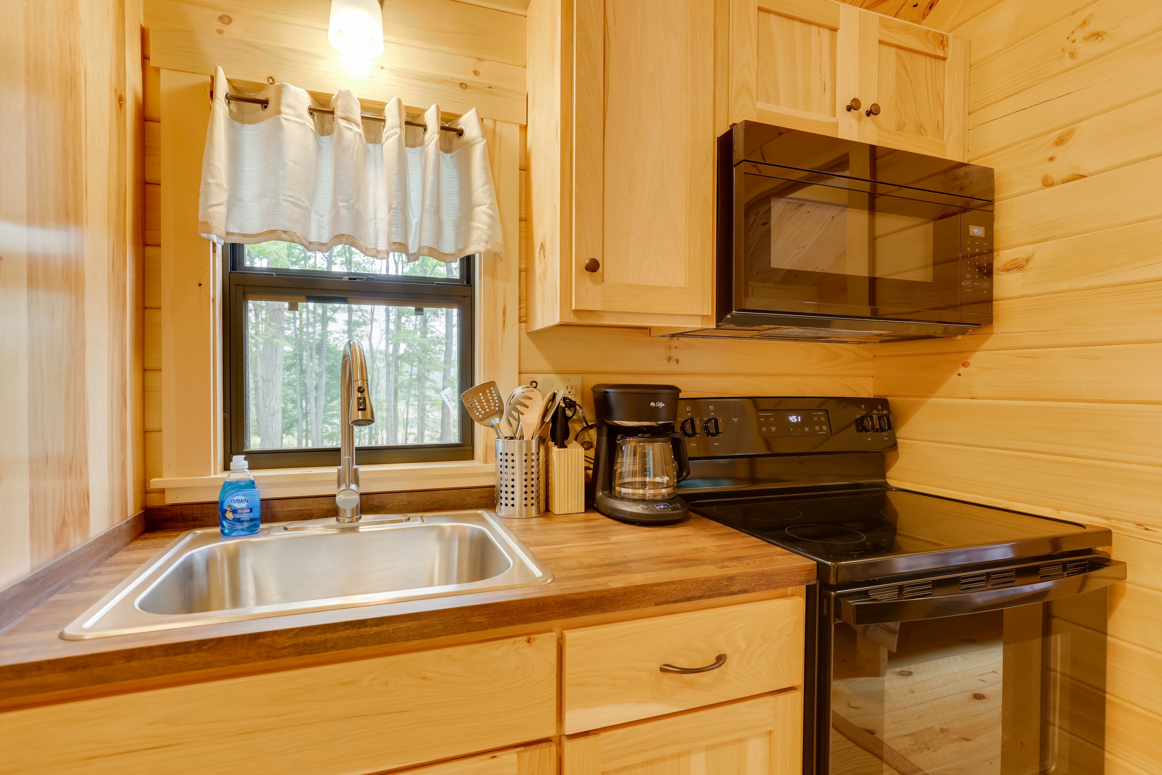 Kitchen | Drip Coffee Maker