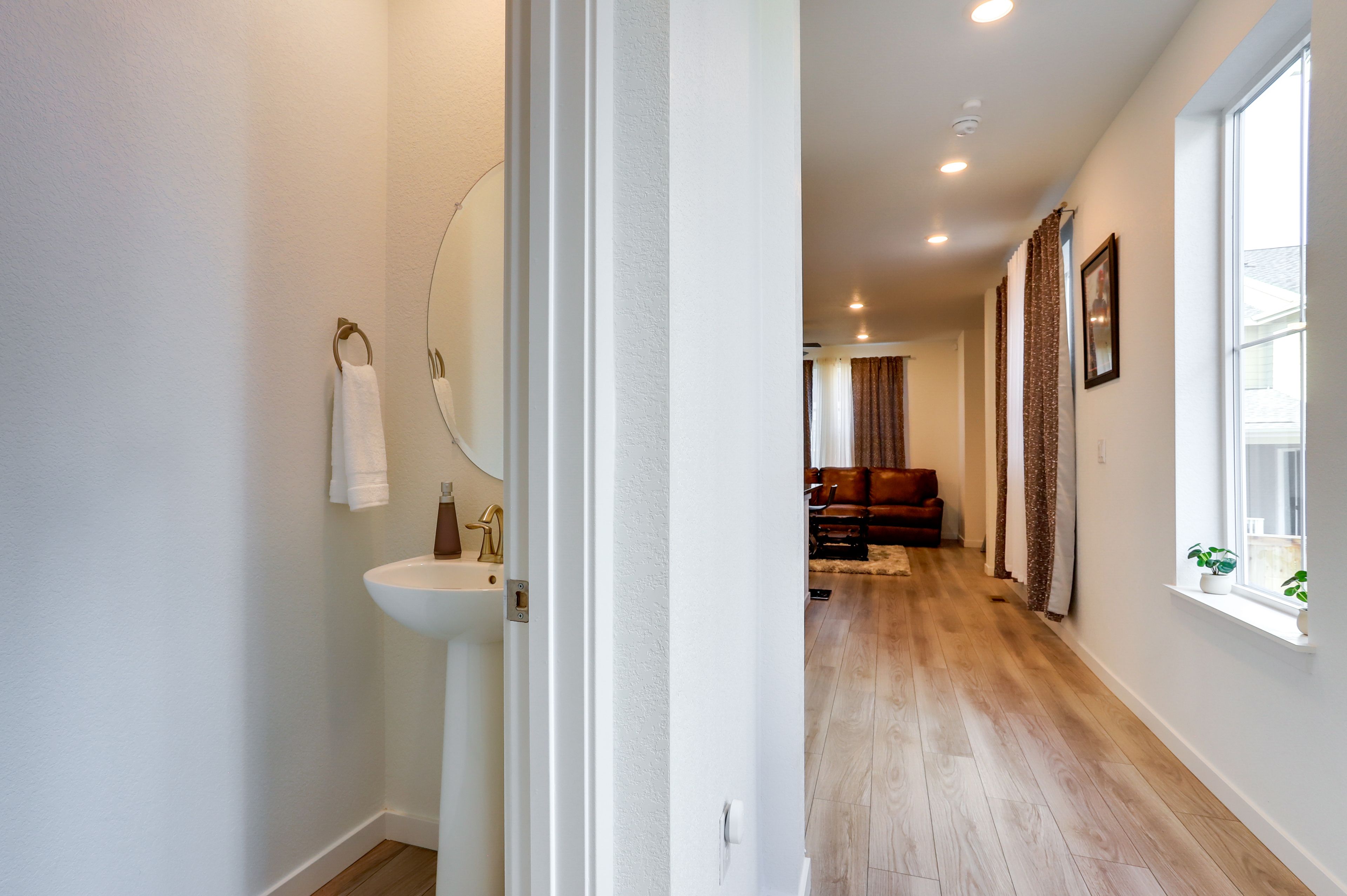 Half Bathroom | 1st Floor