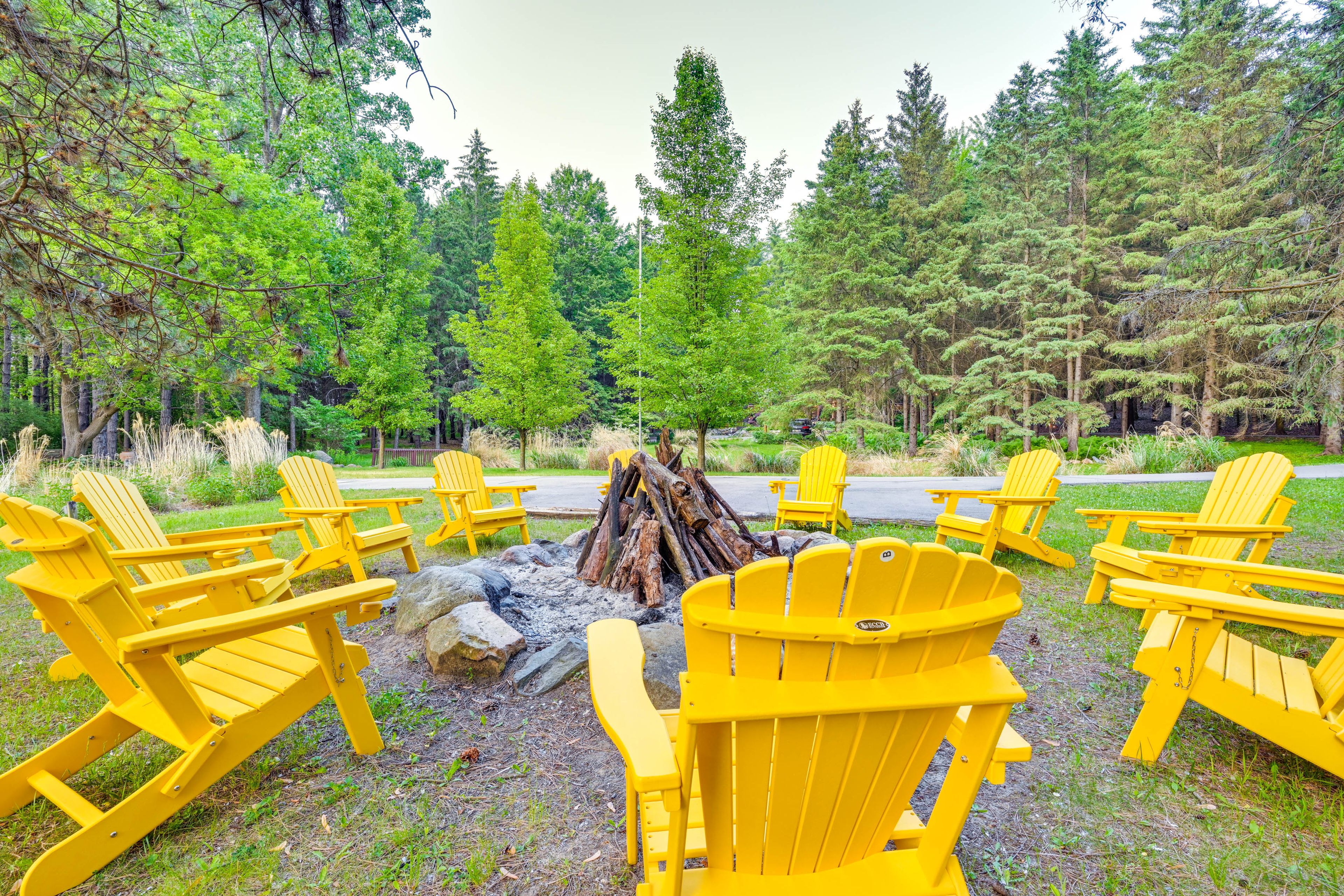 Yard | Fire Pit w/ Seating | Pet Friendly w/ Fee