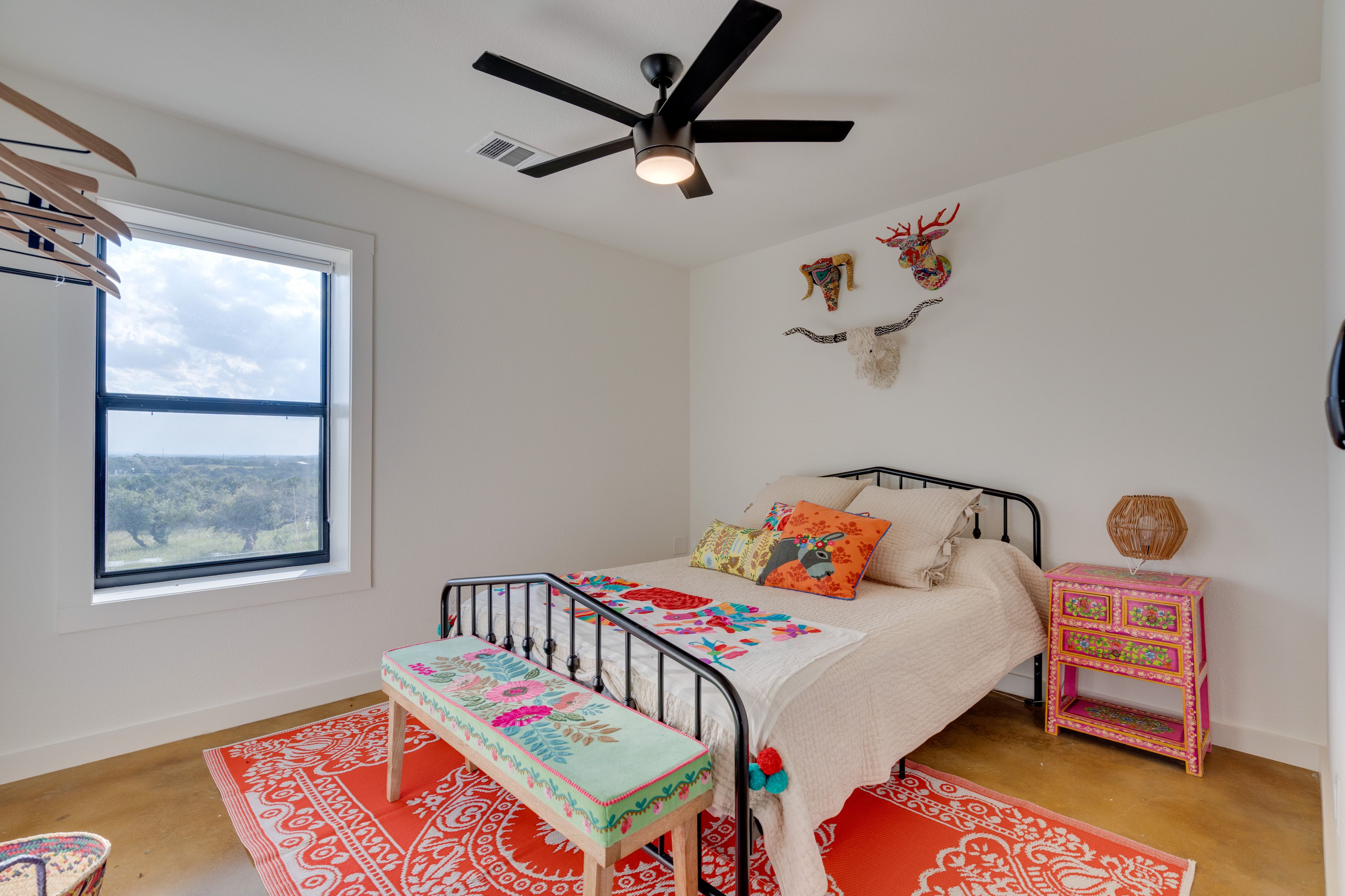 Bedroom 2 | Queen Bed | Linens & Towels Provided