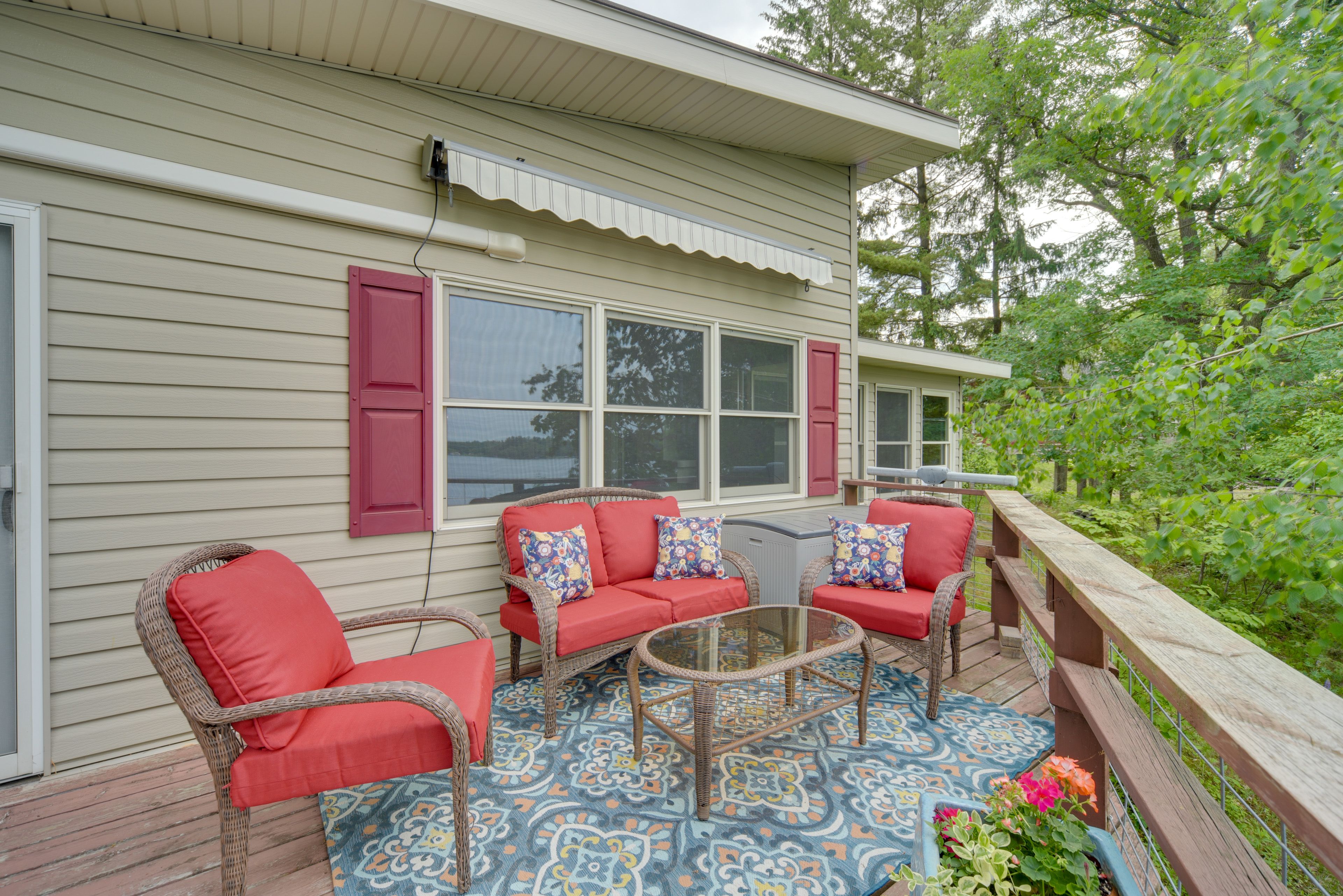 Cabin Exterior | Furnished Deck | Dining Area