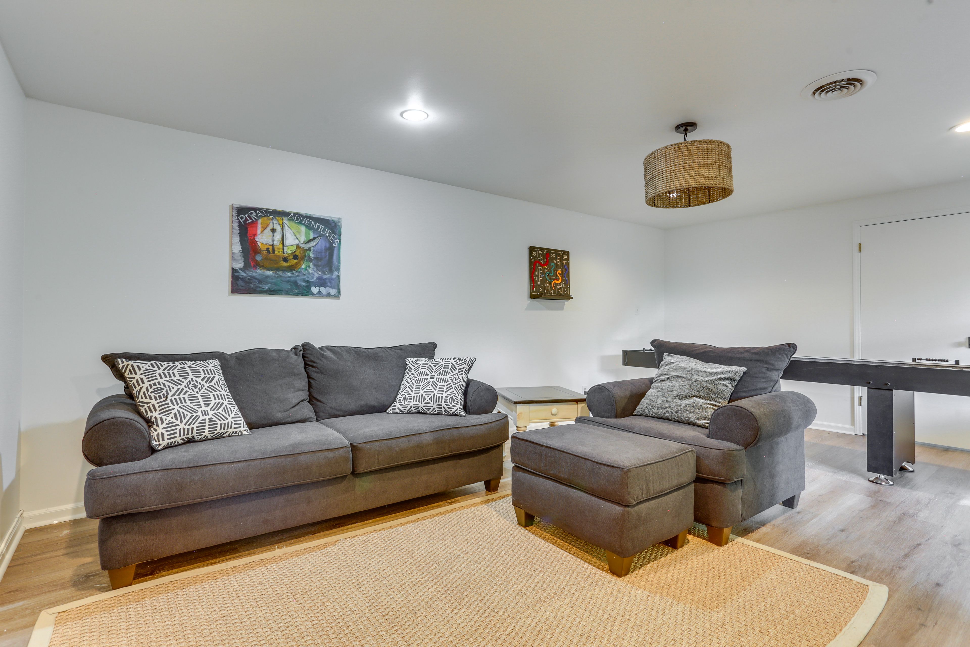 2nd Living Room | Shuffleboard | Smart TV