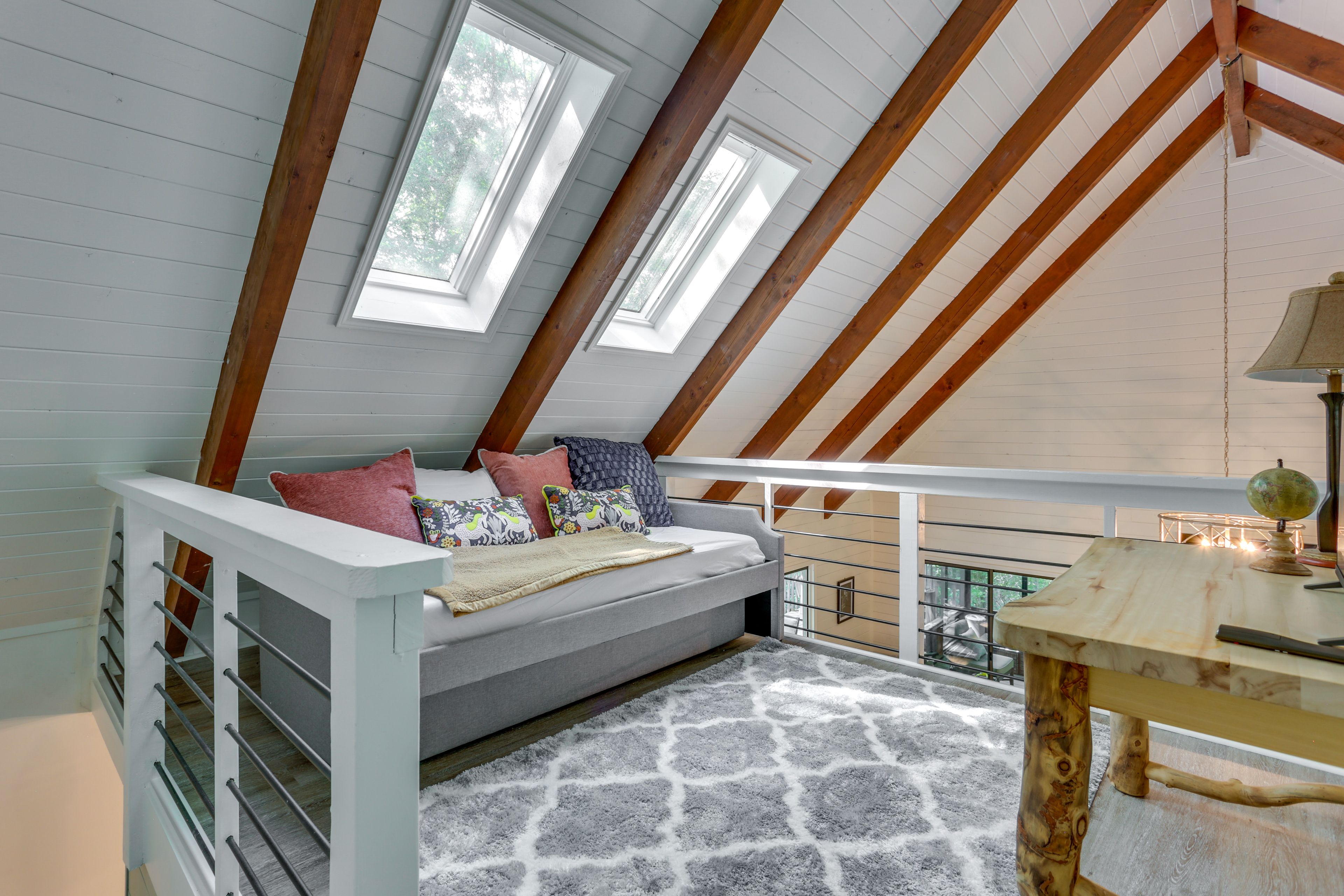 Loft | Twin Daybed w/ Twin Trundle