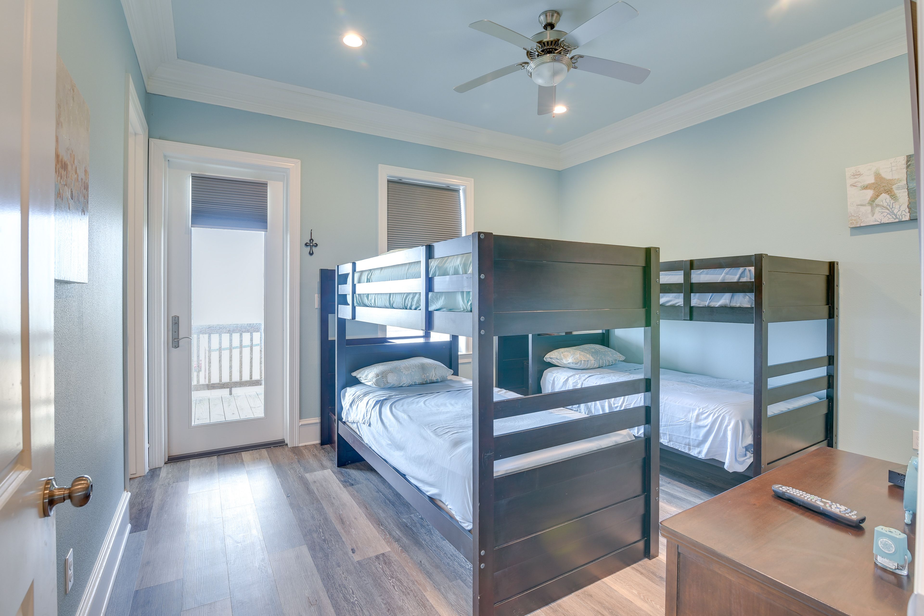 Bedroom 3 | Main Floor | 2 Twin Bunk Beds