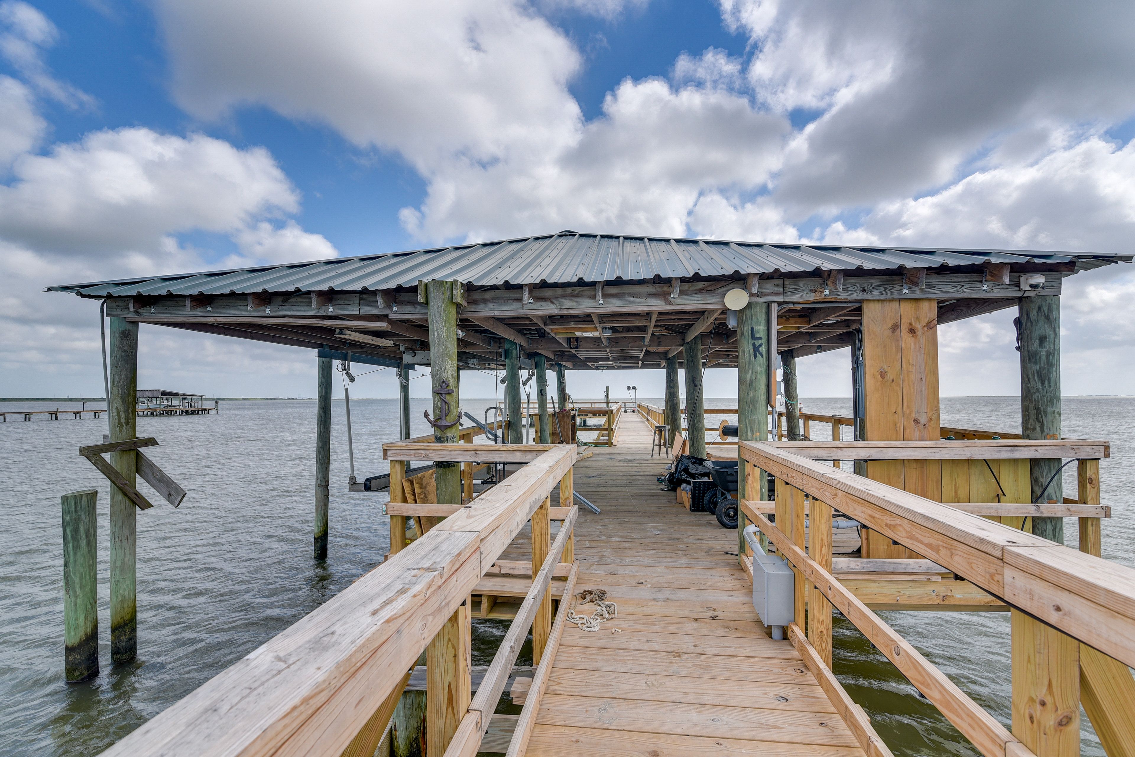 Fishing Pier | Underwater Lights | Sabine Lake Access
