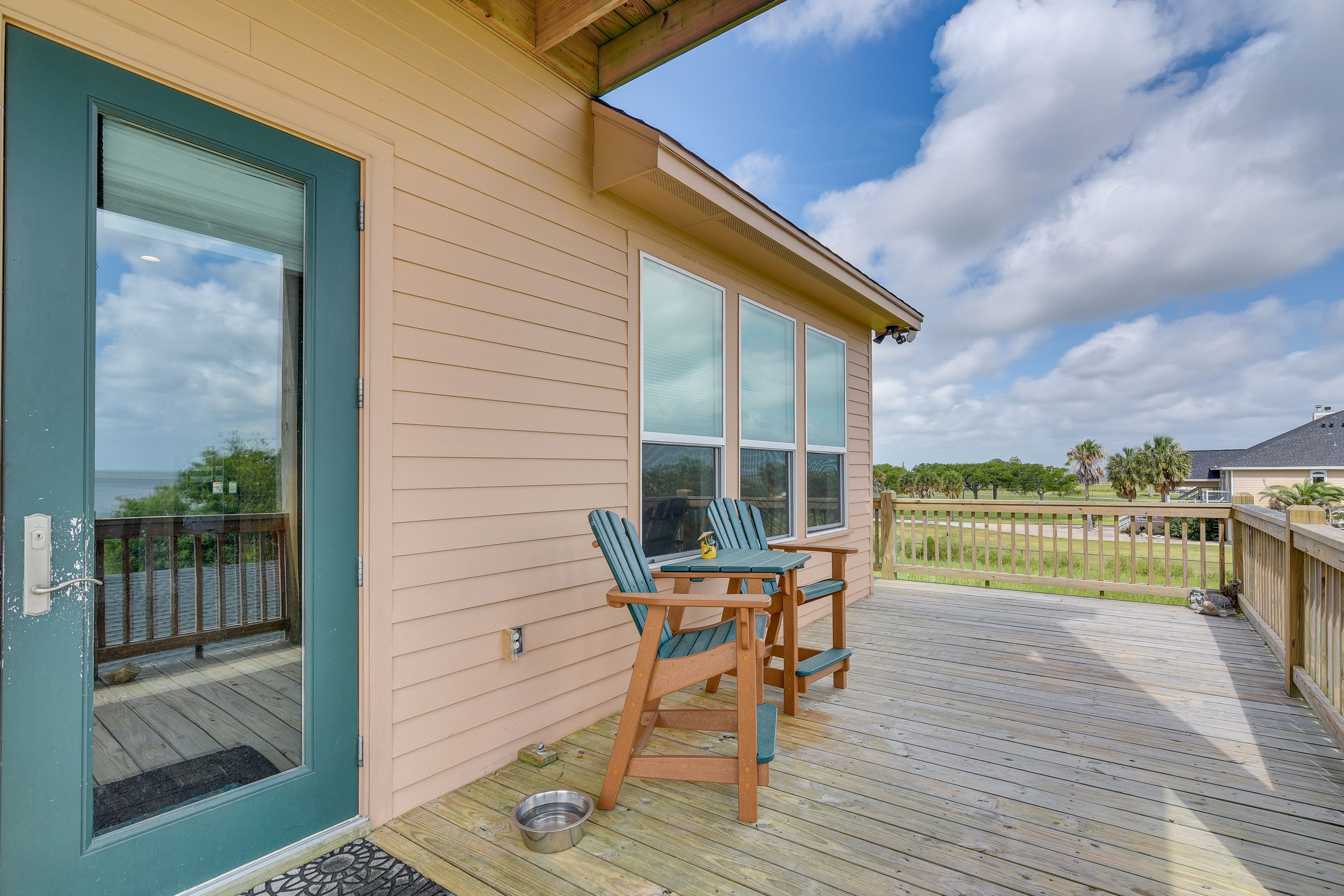 Wraparound Porch