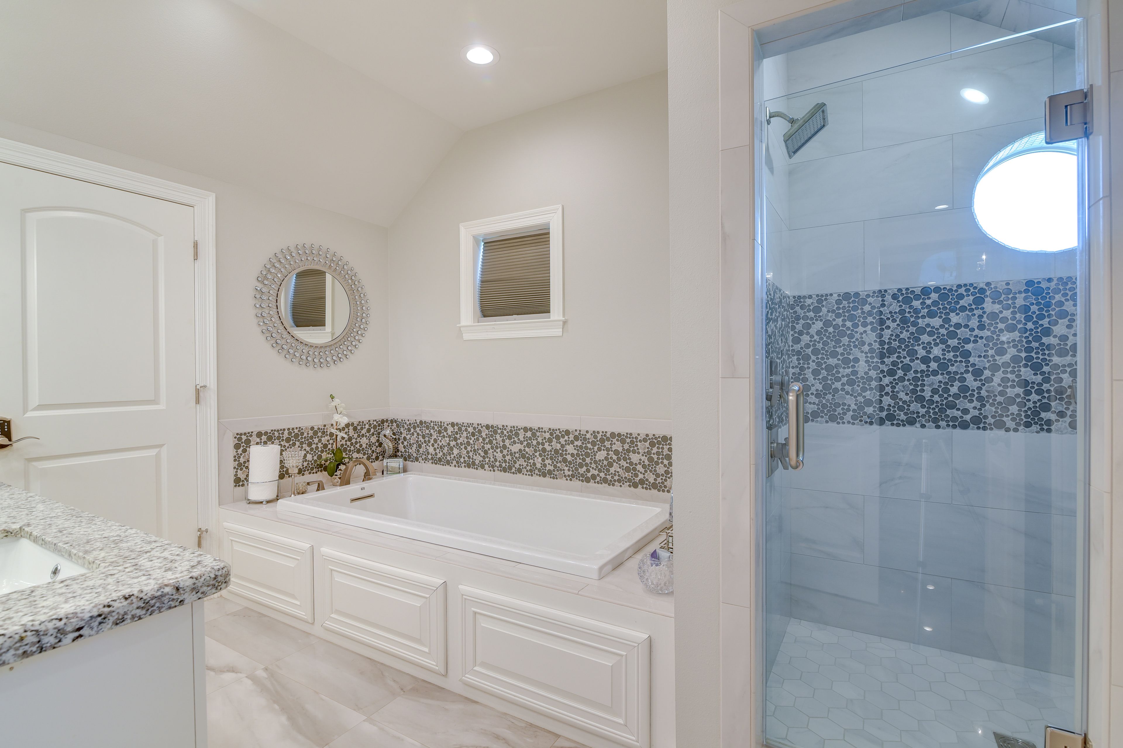 En-Suite Bathroom | Upper Floor