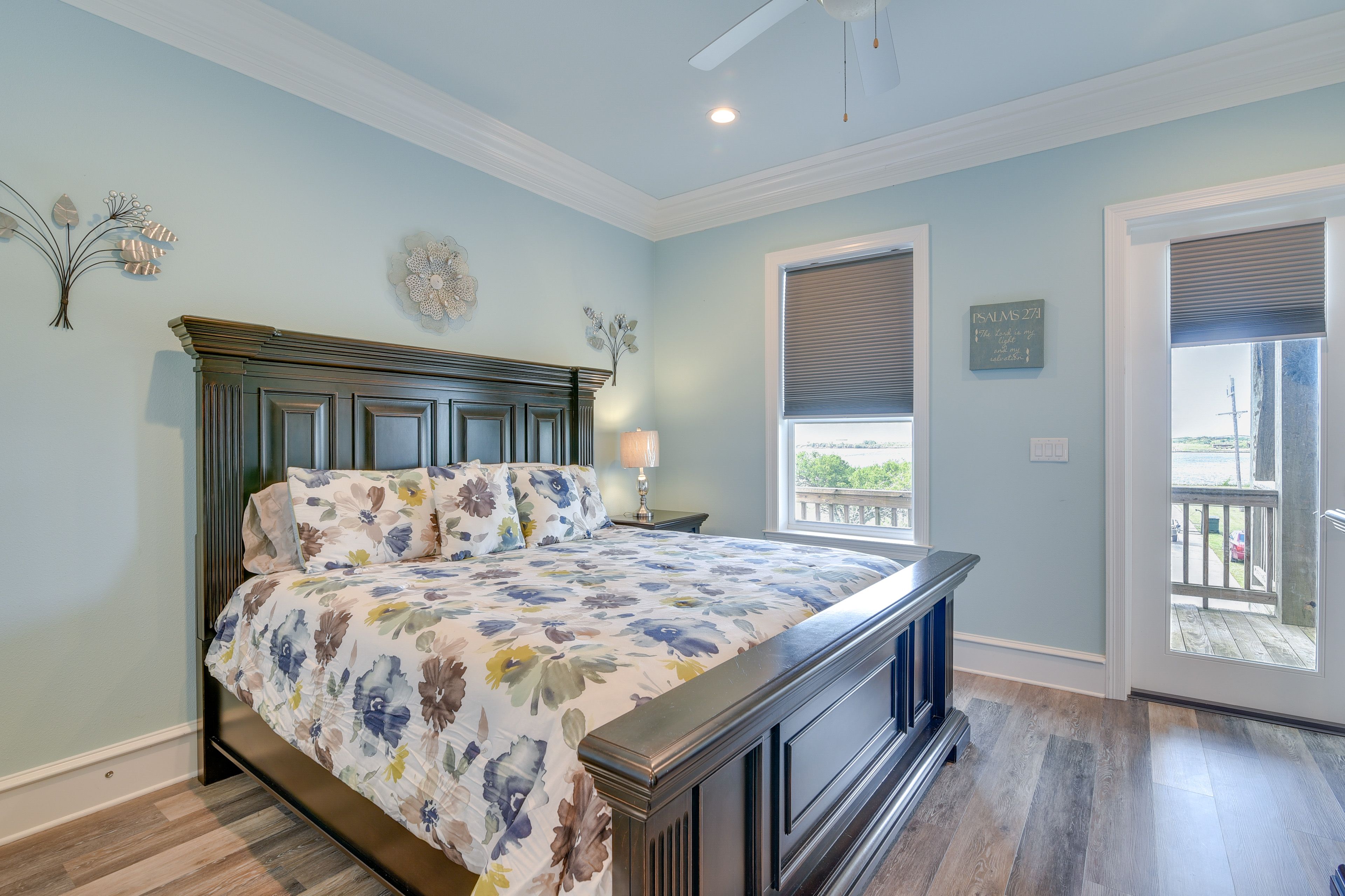 Bedroom 2 | Main Floor | King Bed