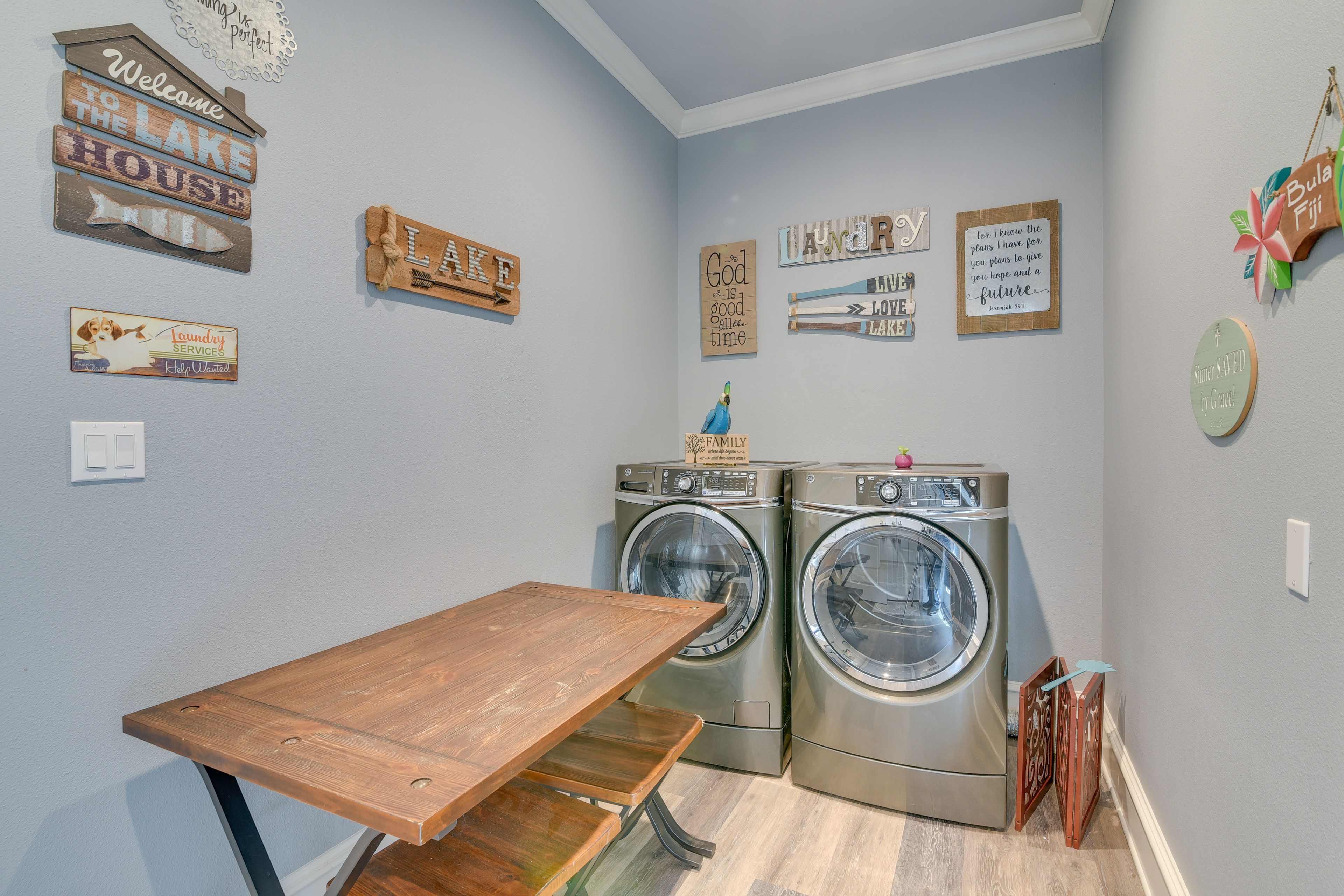 Laundry Room | Upper Floor