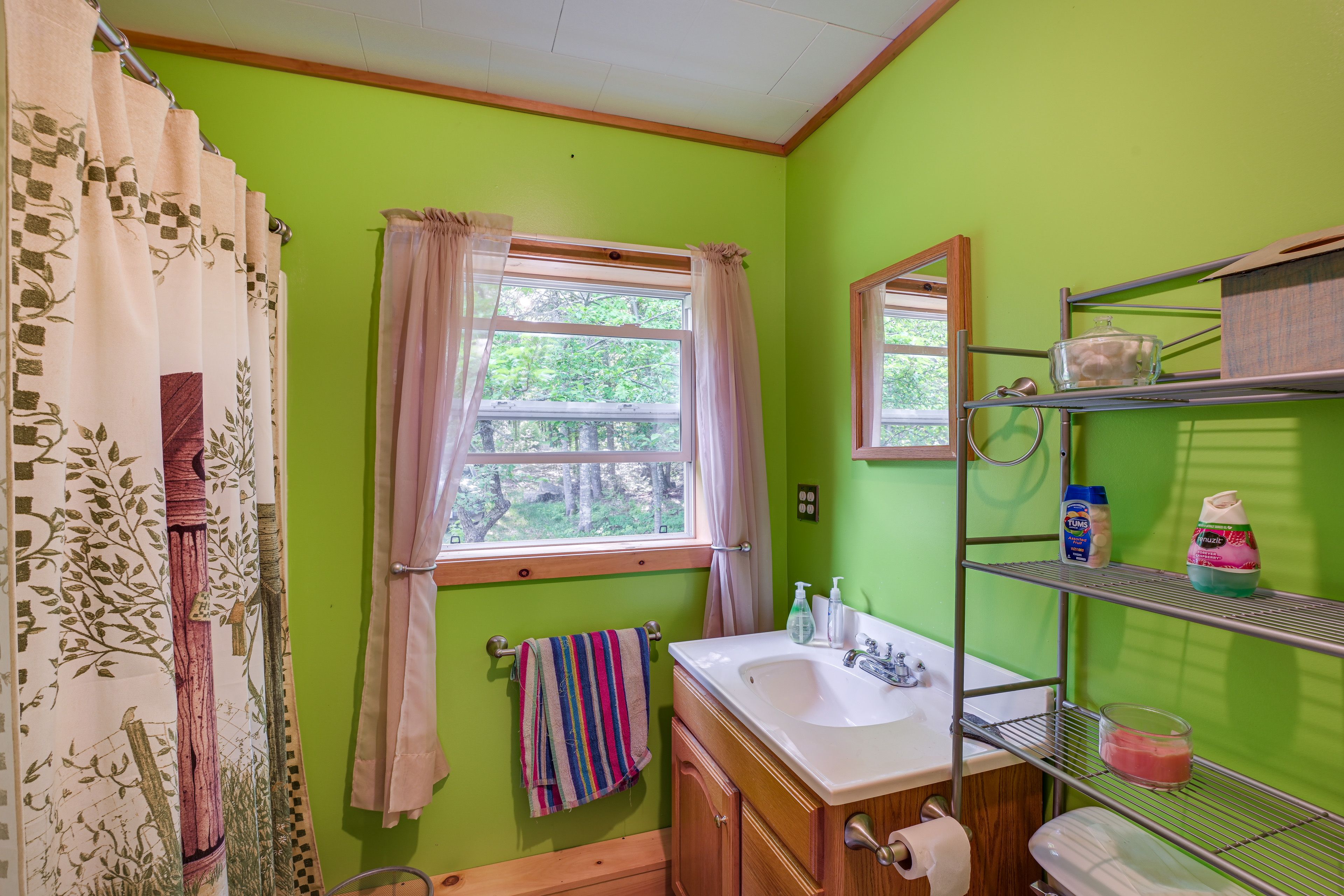 Full Bathroom | Hair Dryer
