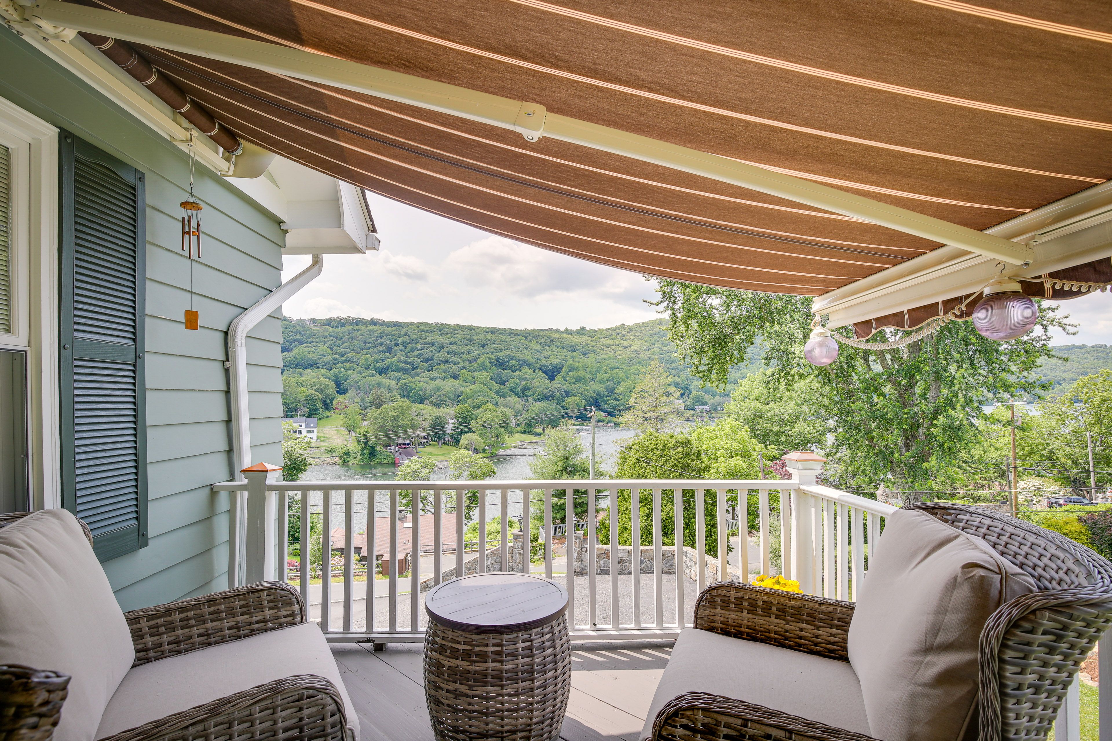 New Fairfield Vacation Rental | 3BR | 2BA | 1,775 Sq Ft | Stairs Required