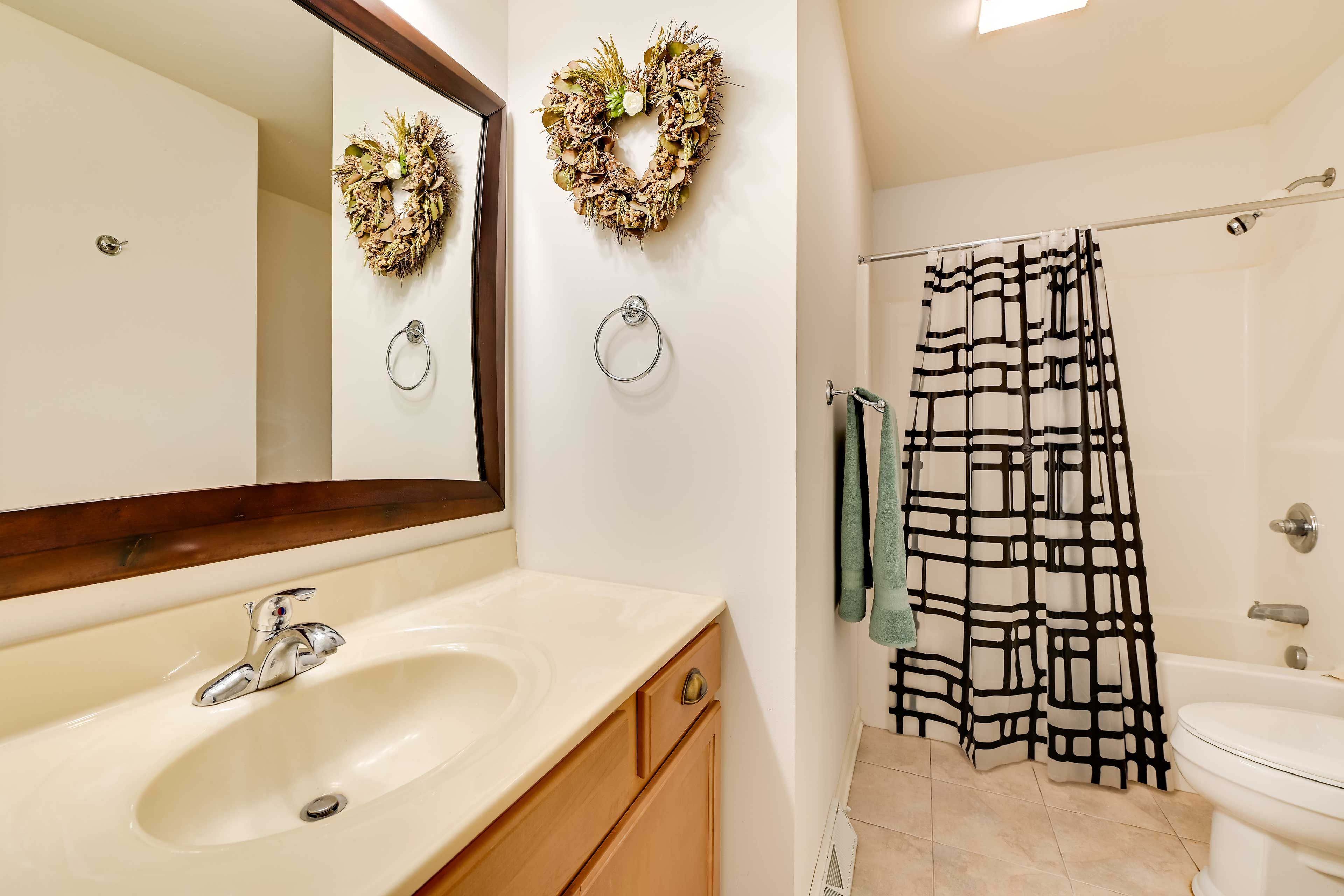 Full Bathroom