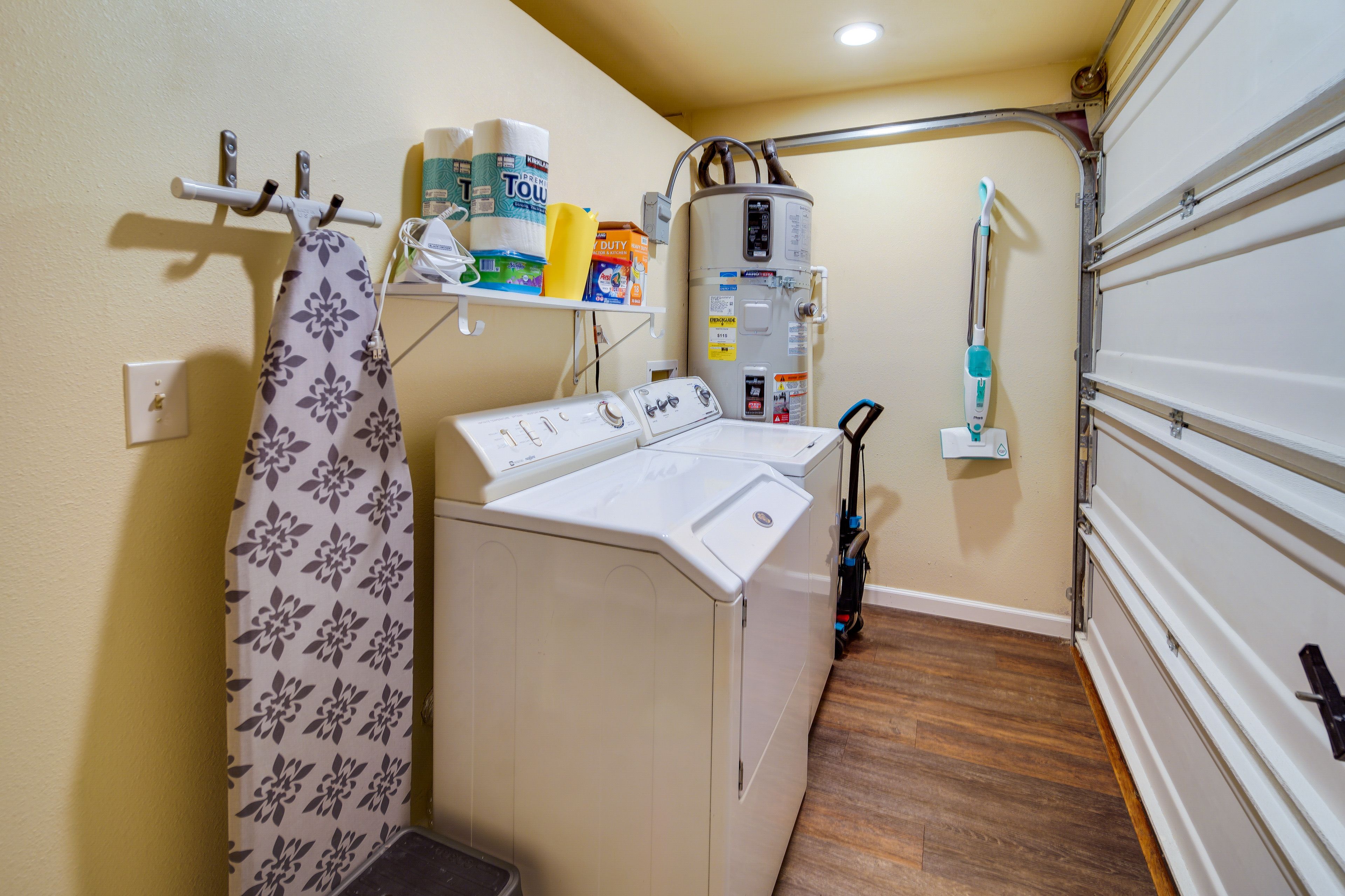 Laundry Area | Washer/Dryer | Hangers | Iron/Board | Trash Bags/Paper Towels