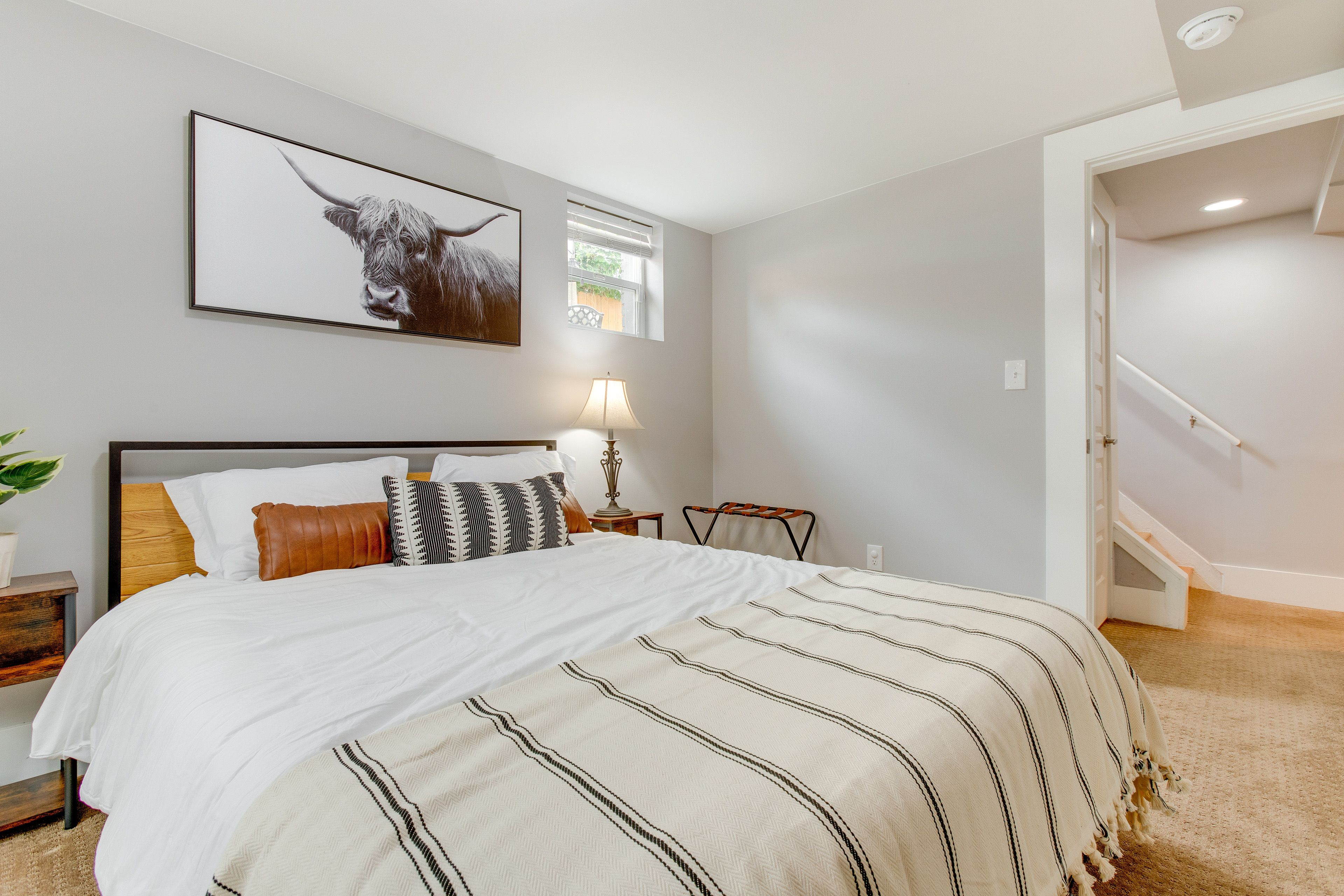 Bedroom 3 | Queen Bed