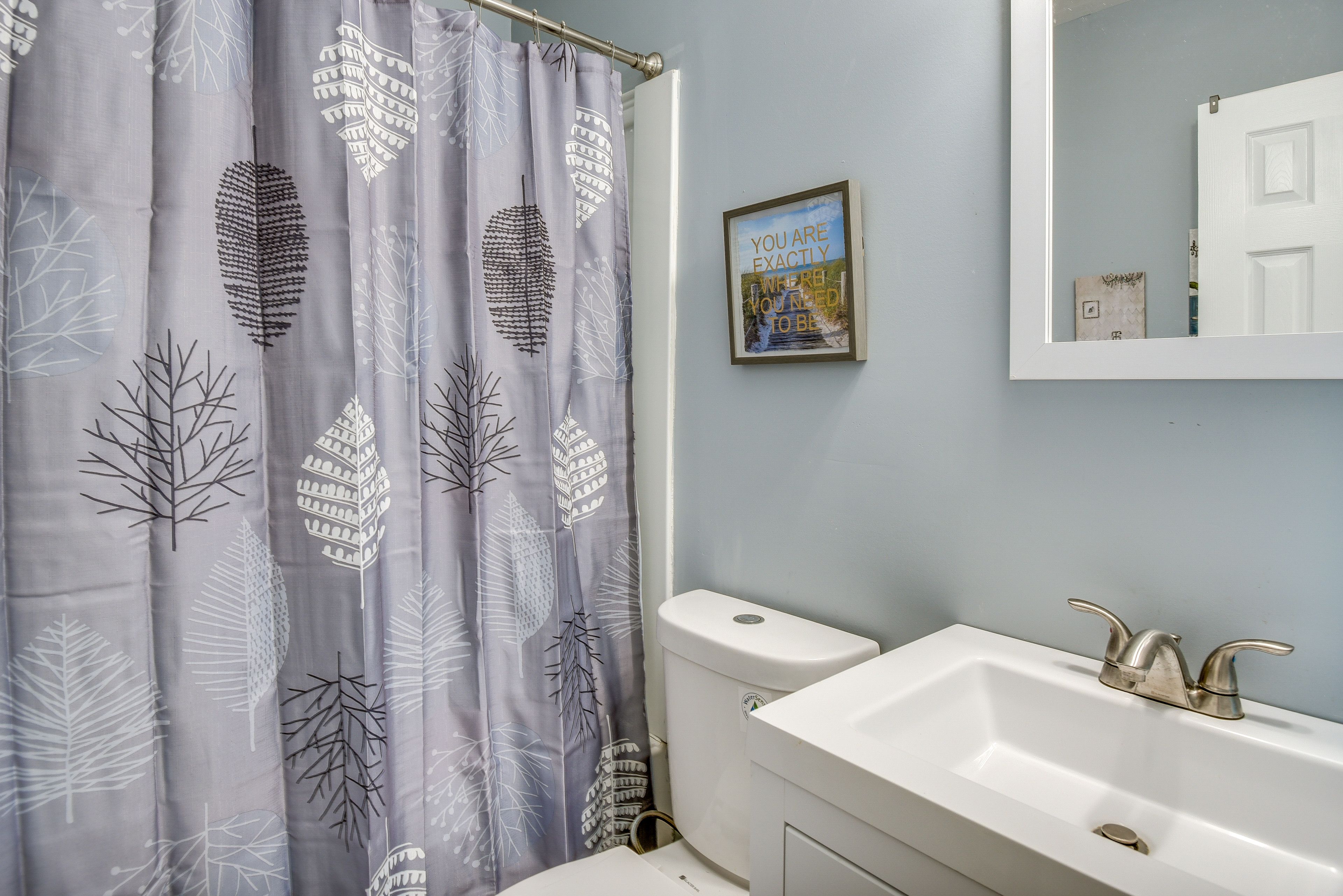 Full Bath | Towels | Complimentary Toiletries