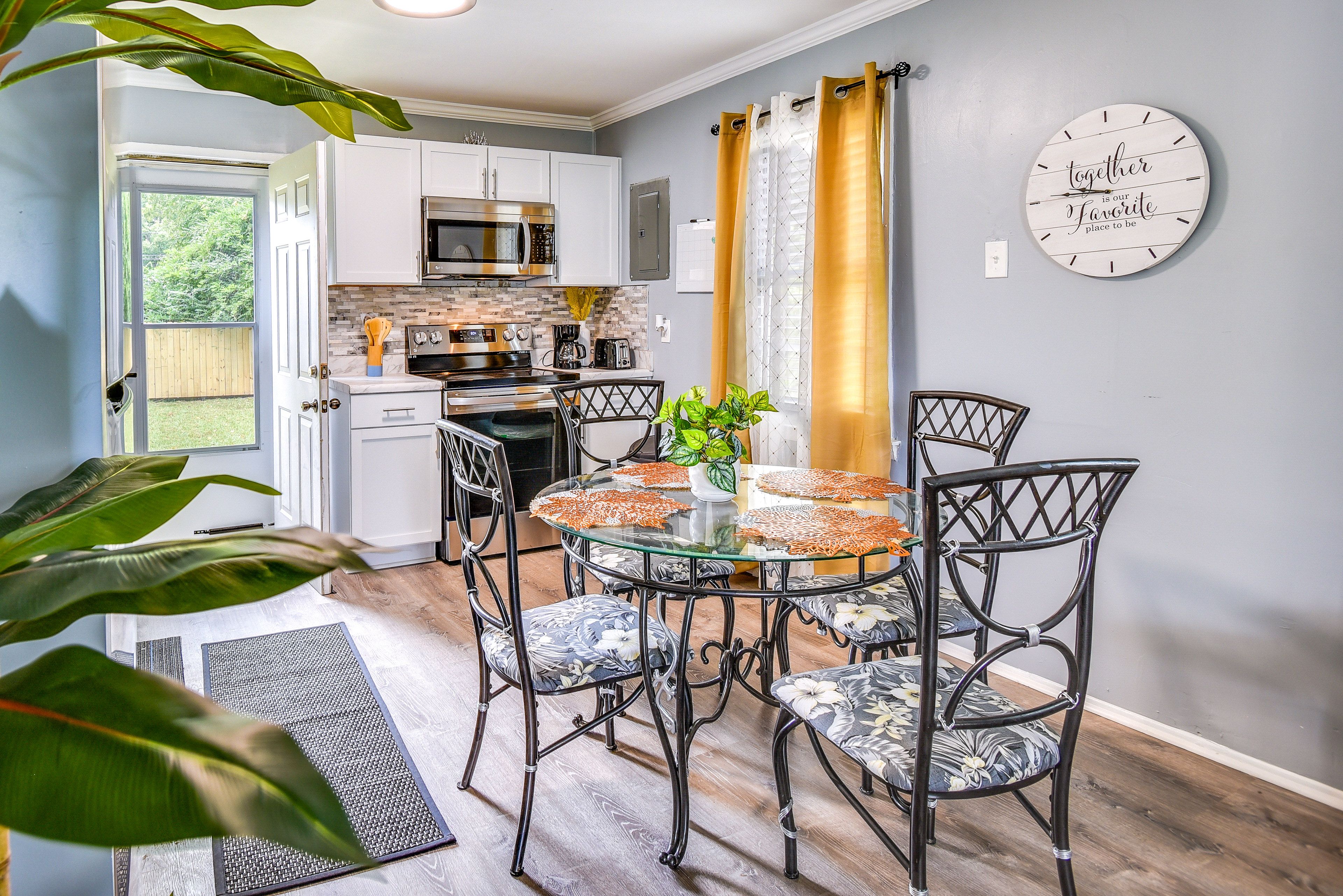 Dining Area | Kitchen | Cooking Basics