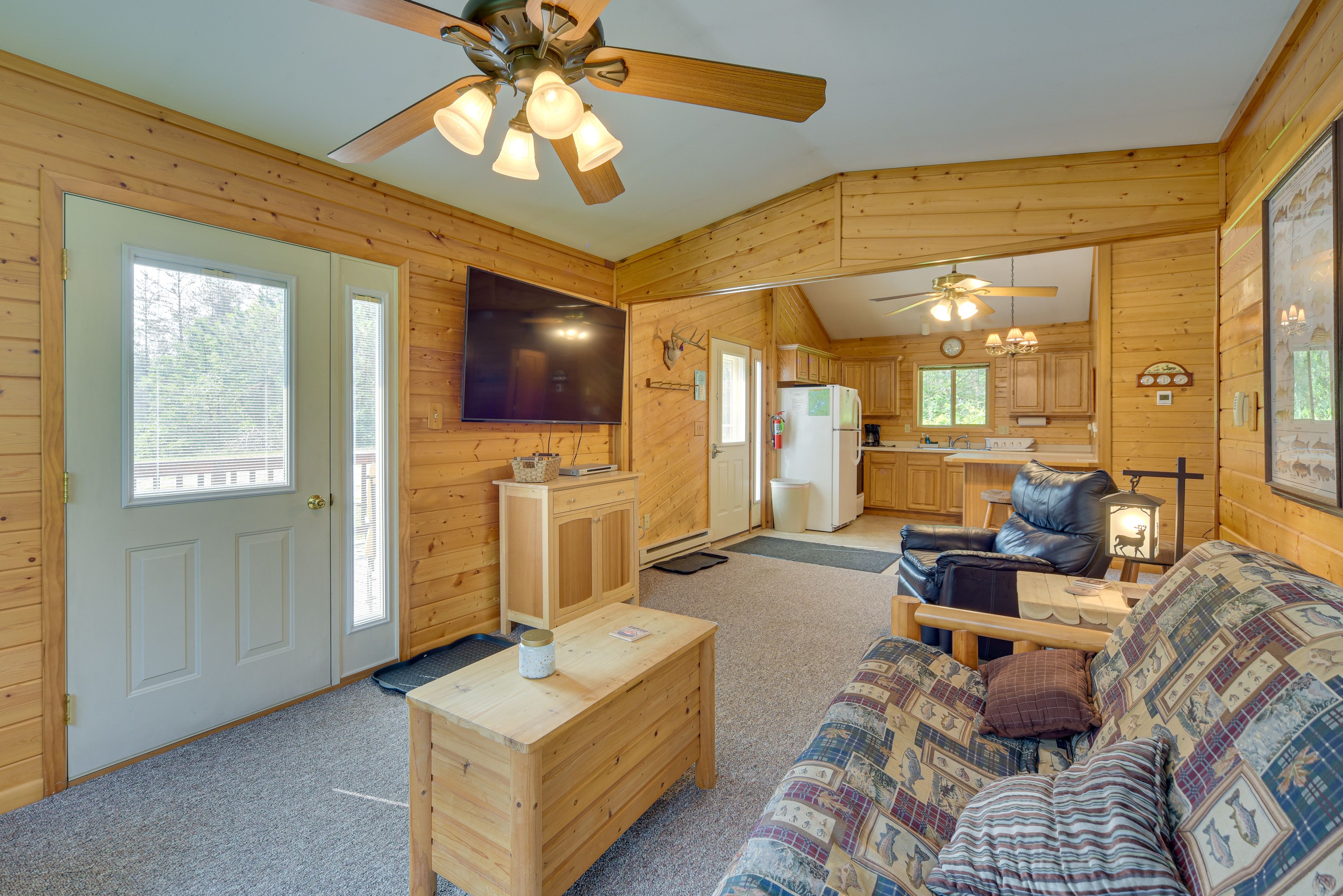 Living Room | Queen Bed | Futon