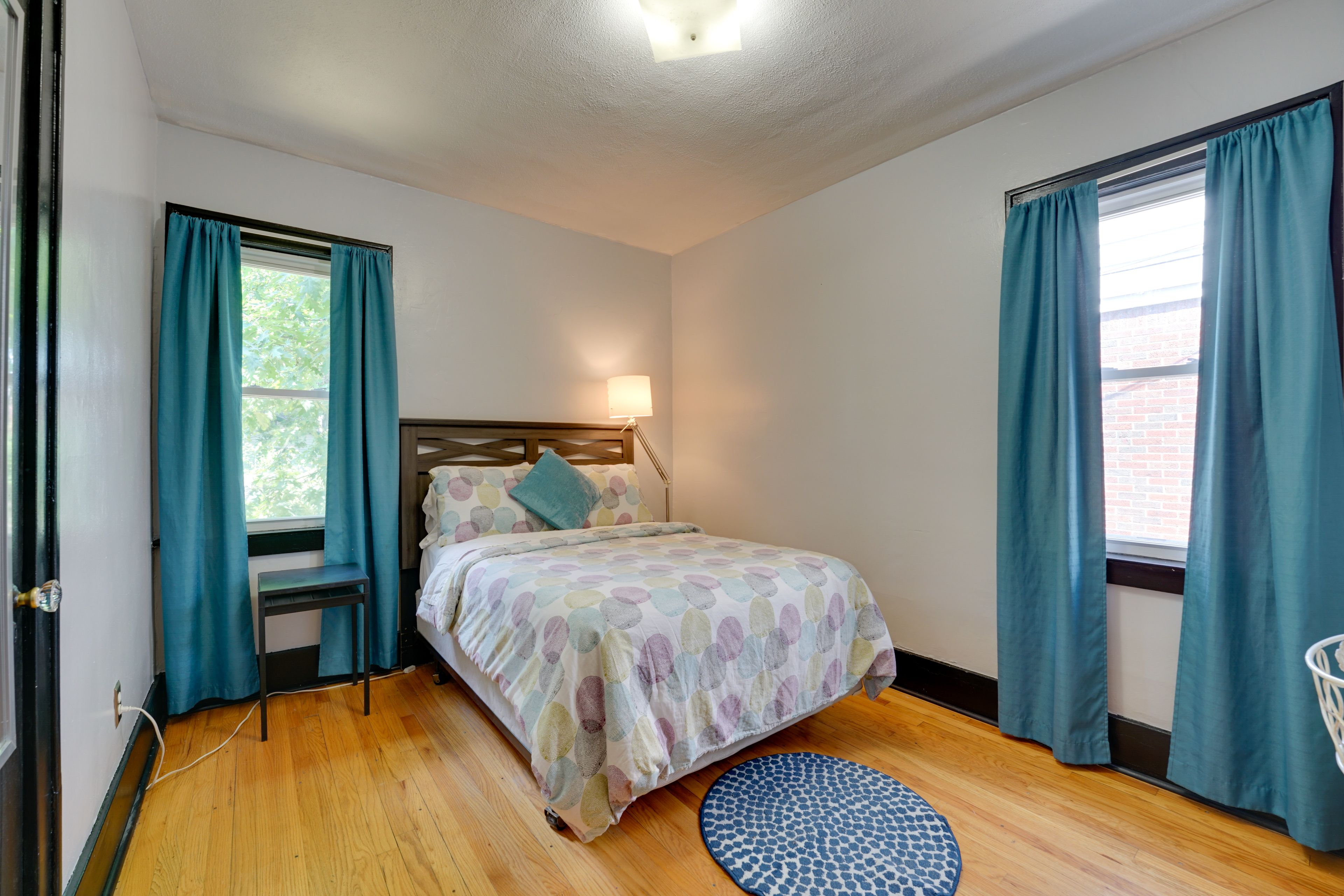 Bedroom 3 | Full Bed | Work Desk