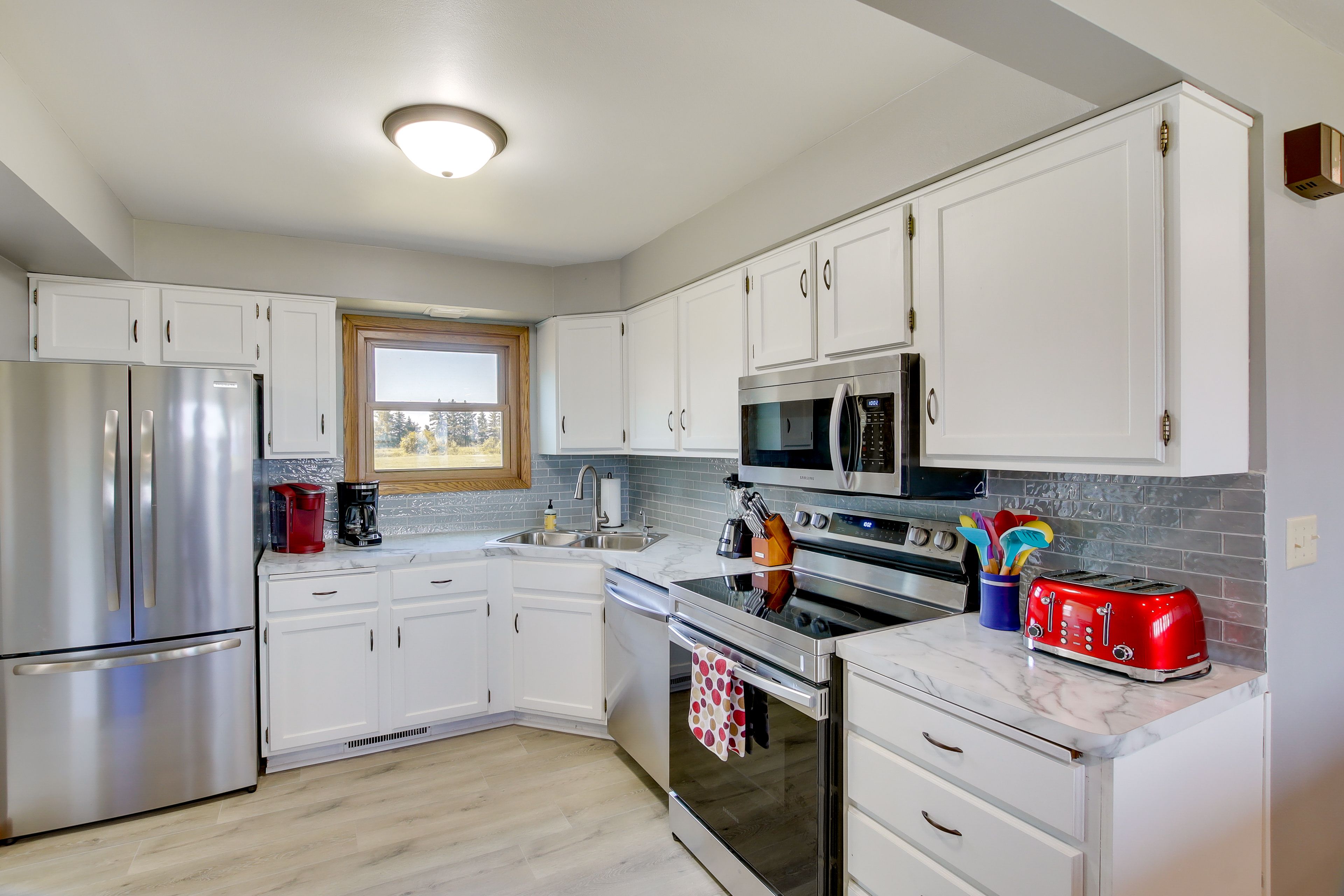 Kitchen | Blender | Toaster | Keurig & Drip Coffee Makers | Cooking Basics