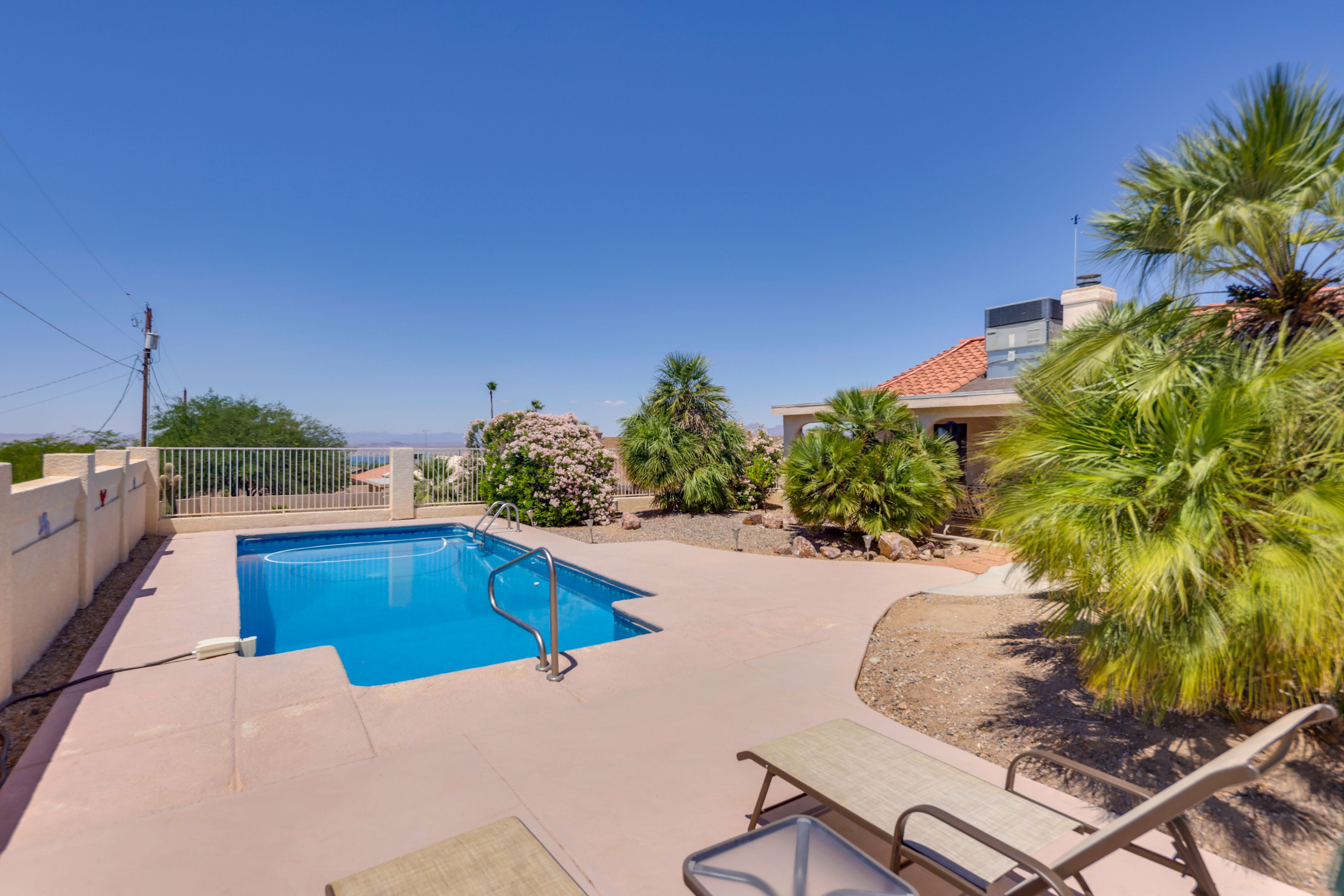 Private Outdoor Pool | Lake & Mountain Views