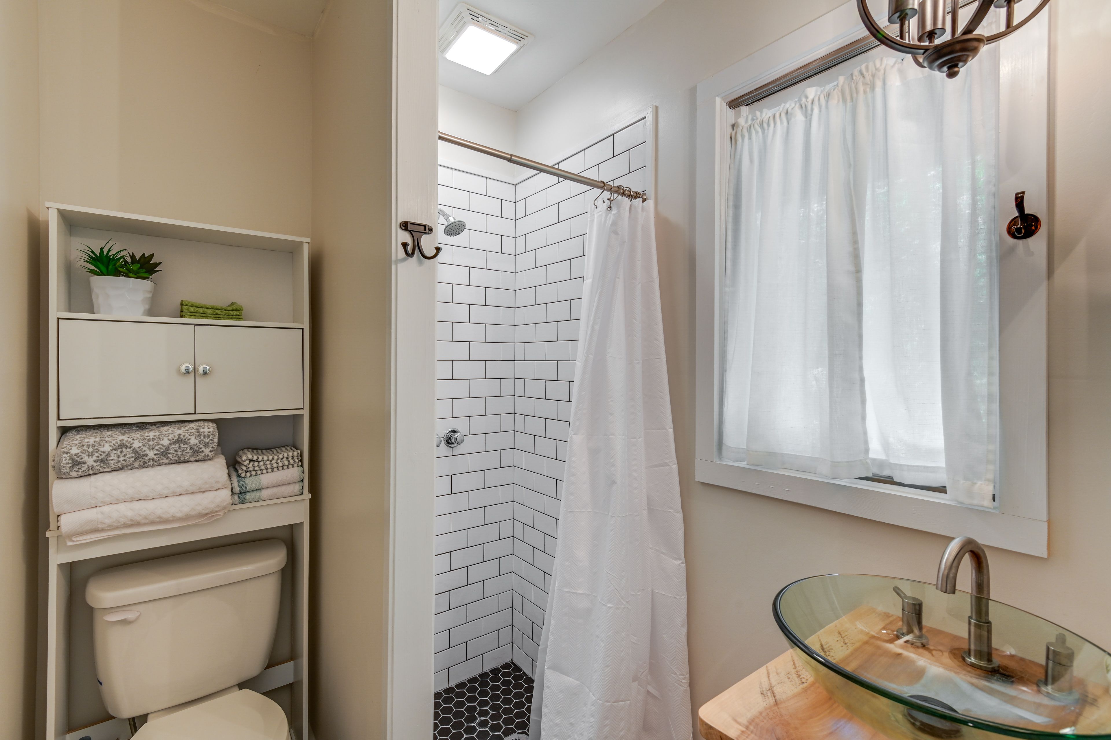 Full Bathroom | Walk-In Shower
