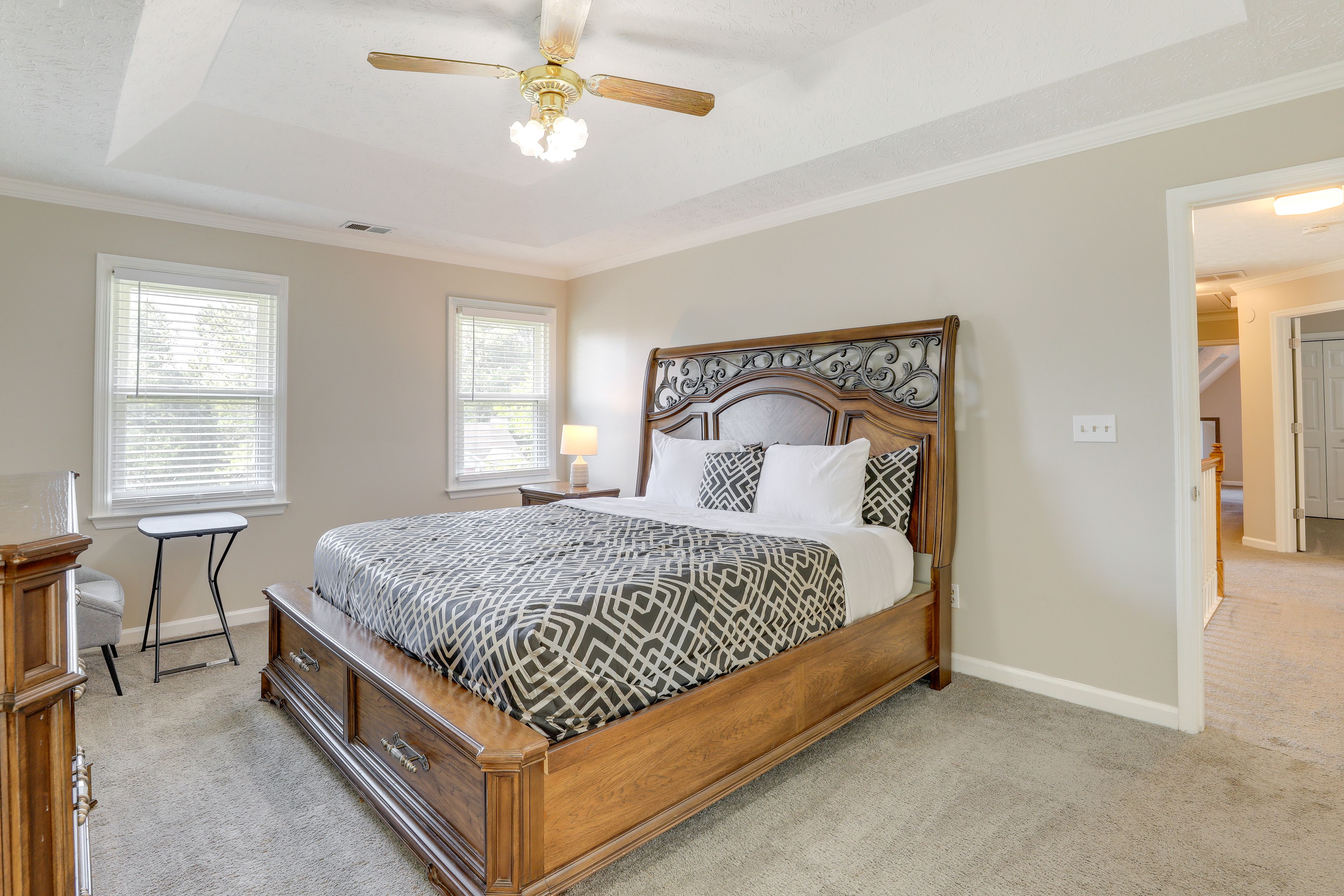 Bedroom 1 | King Bed | Linens Provided