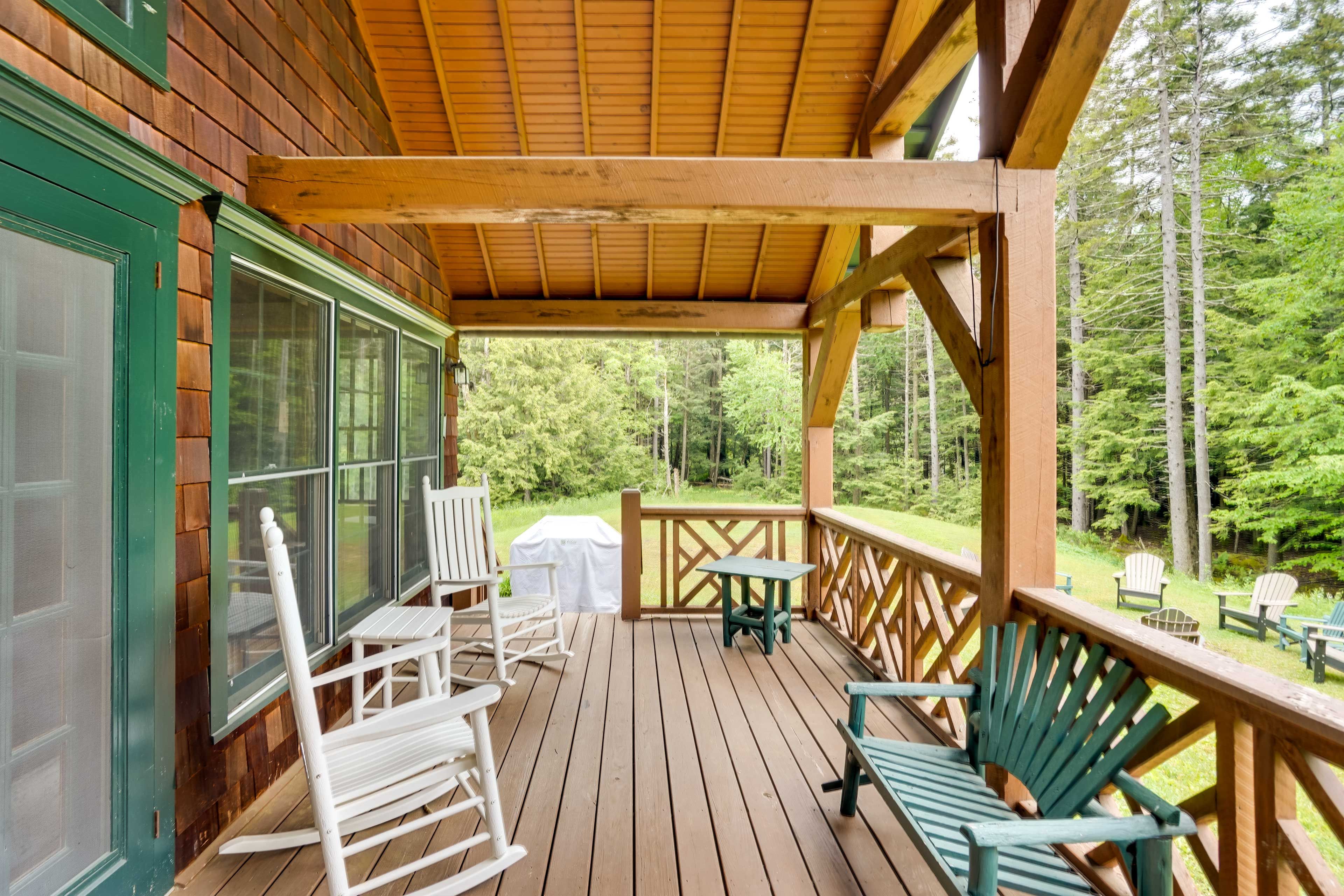 Furnished Deck