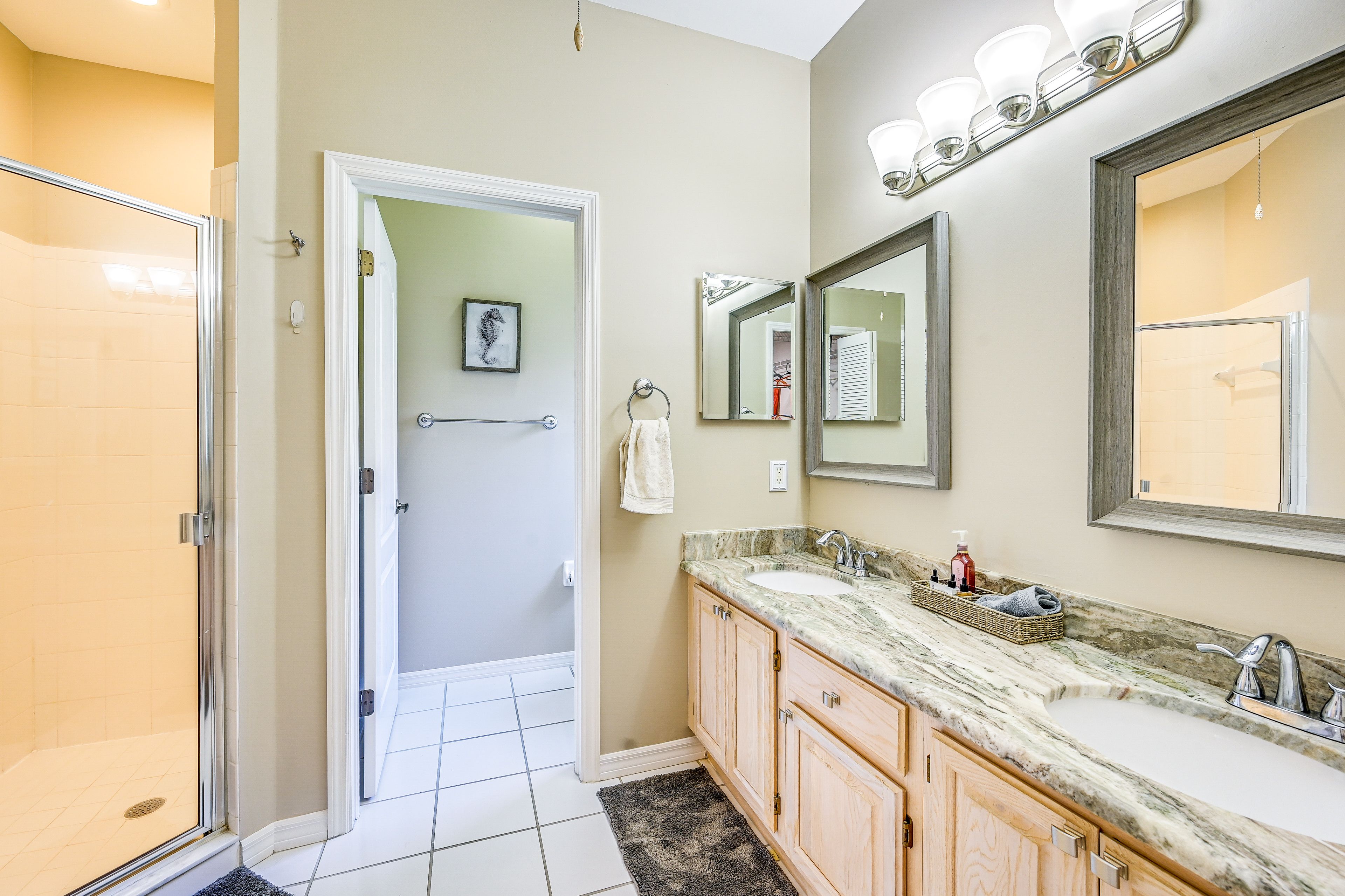 Full Bathroom