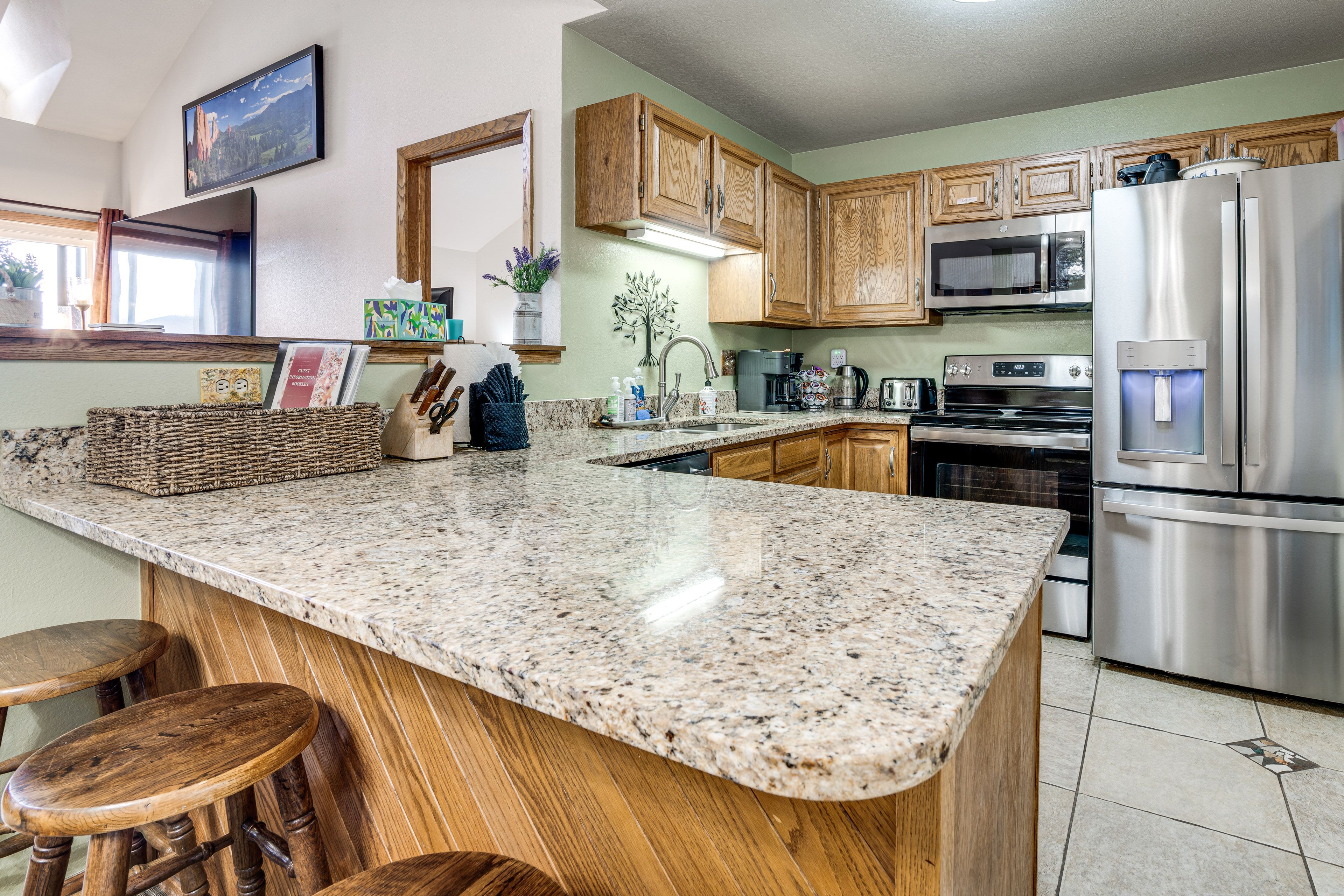 Kitchen | Keurig & Drip Coffee Makers