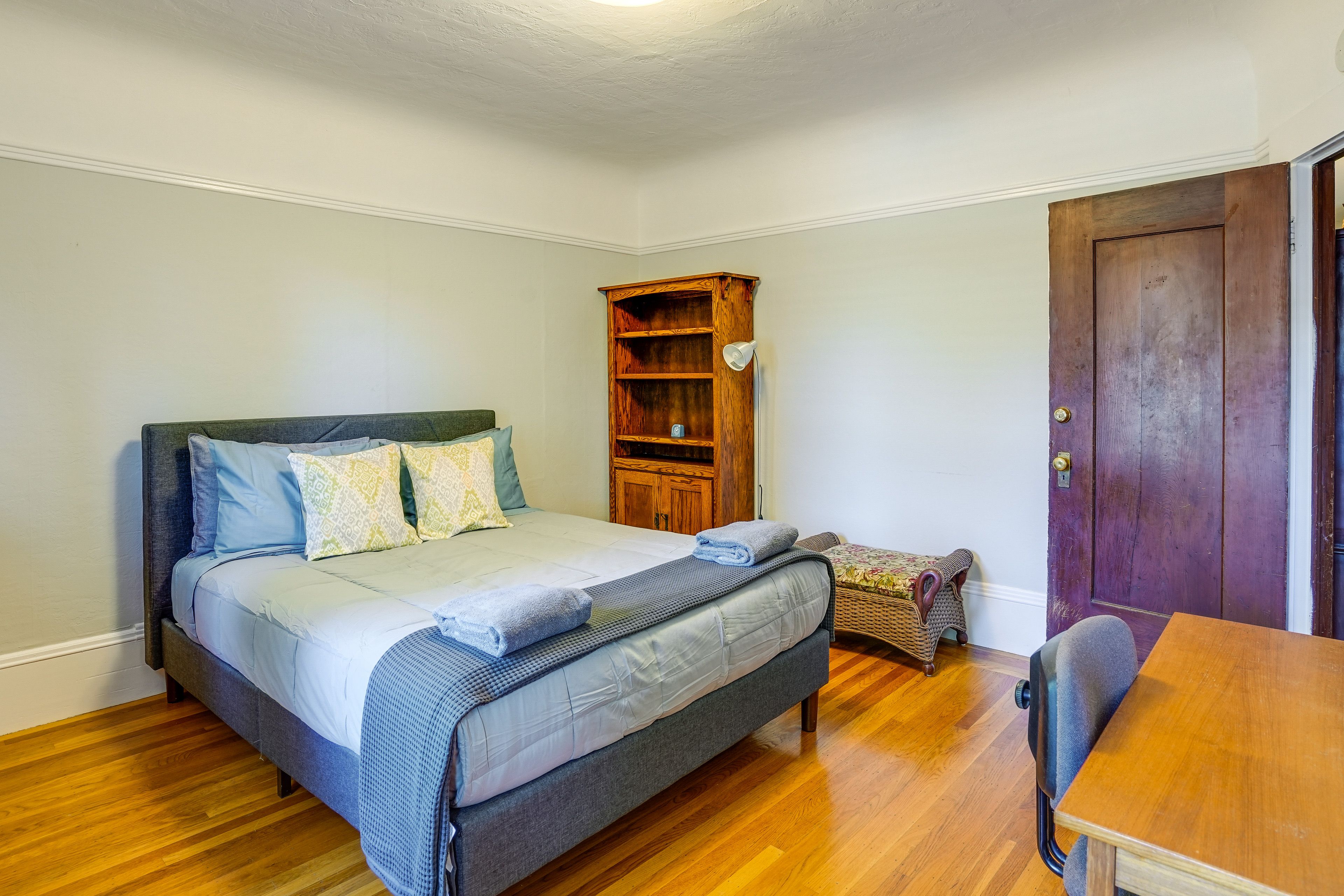 Bedroom 2 | 2nd Floor | Queen Bed | Hangers | Walk-In Closet