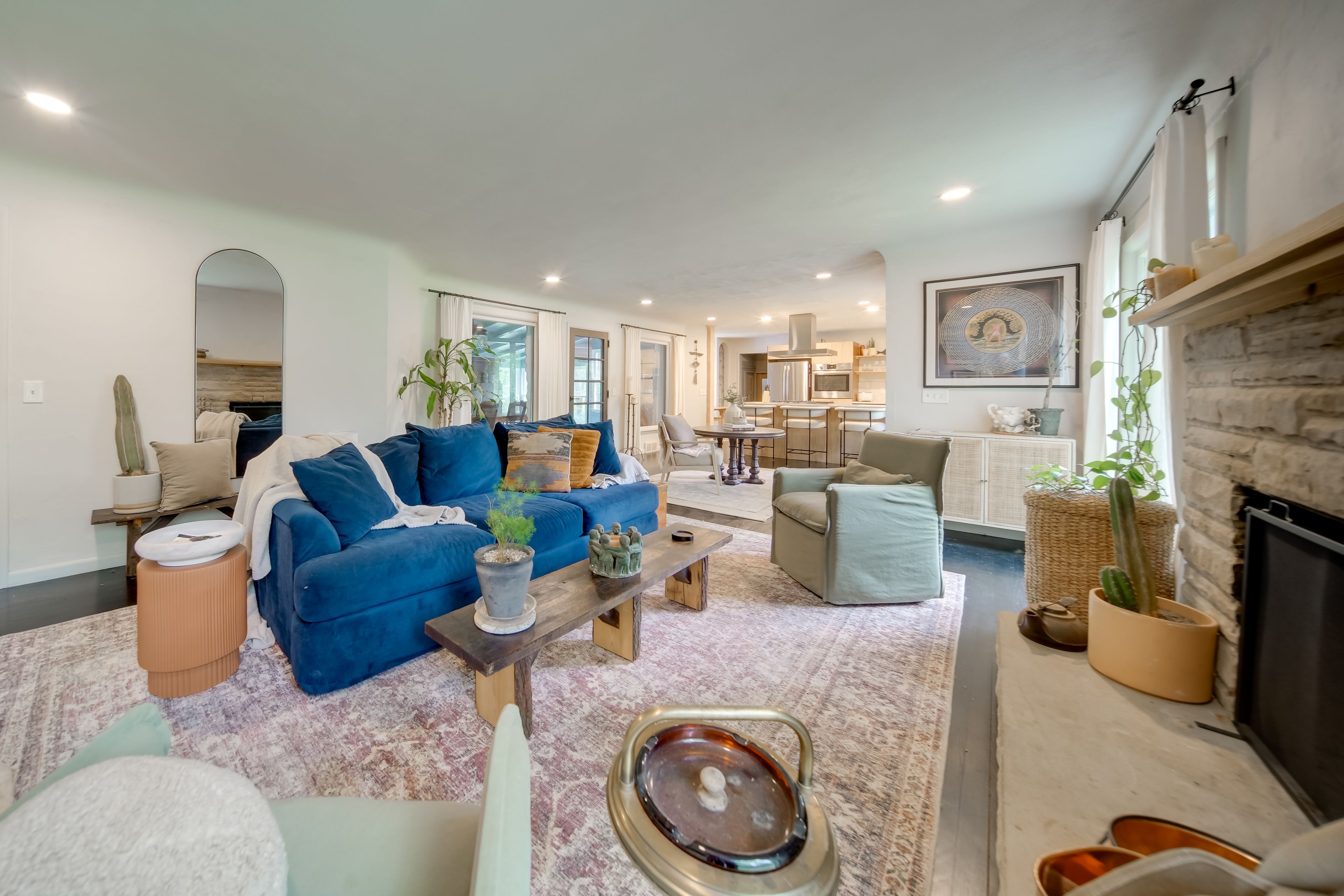 Willoughby Hills Vacation Rental | 1,895 Sq Ft | 3BR | 1.5BA | Steps Required