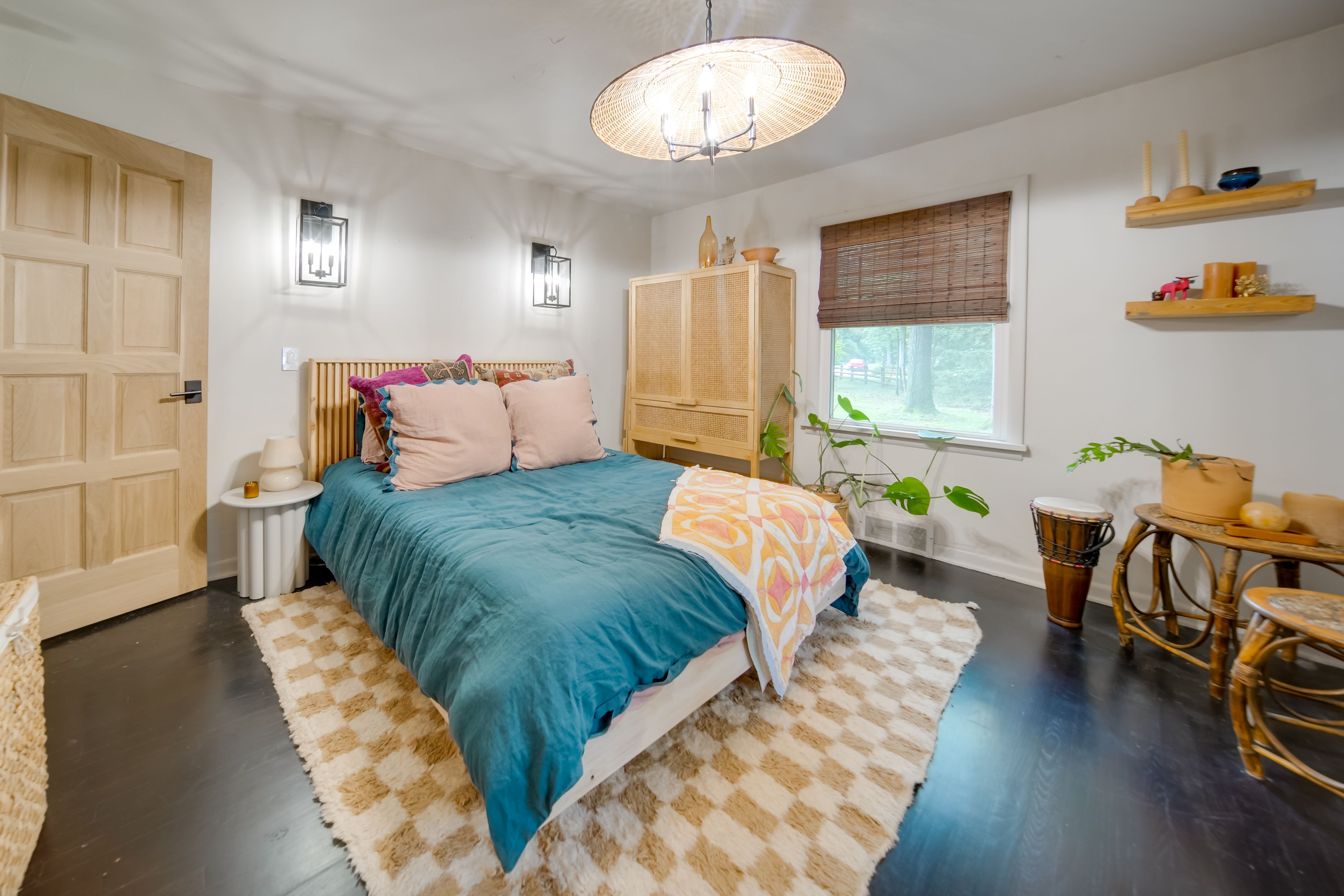 Bedroom 2 | Queen Bed