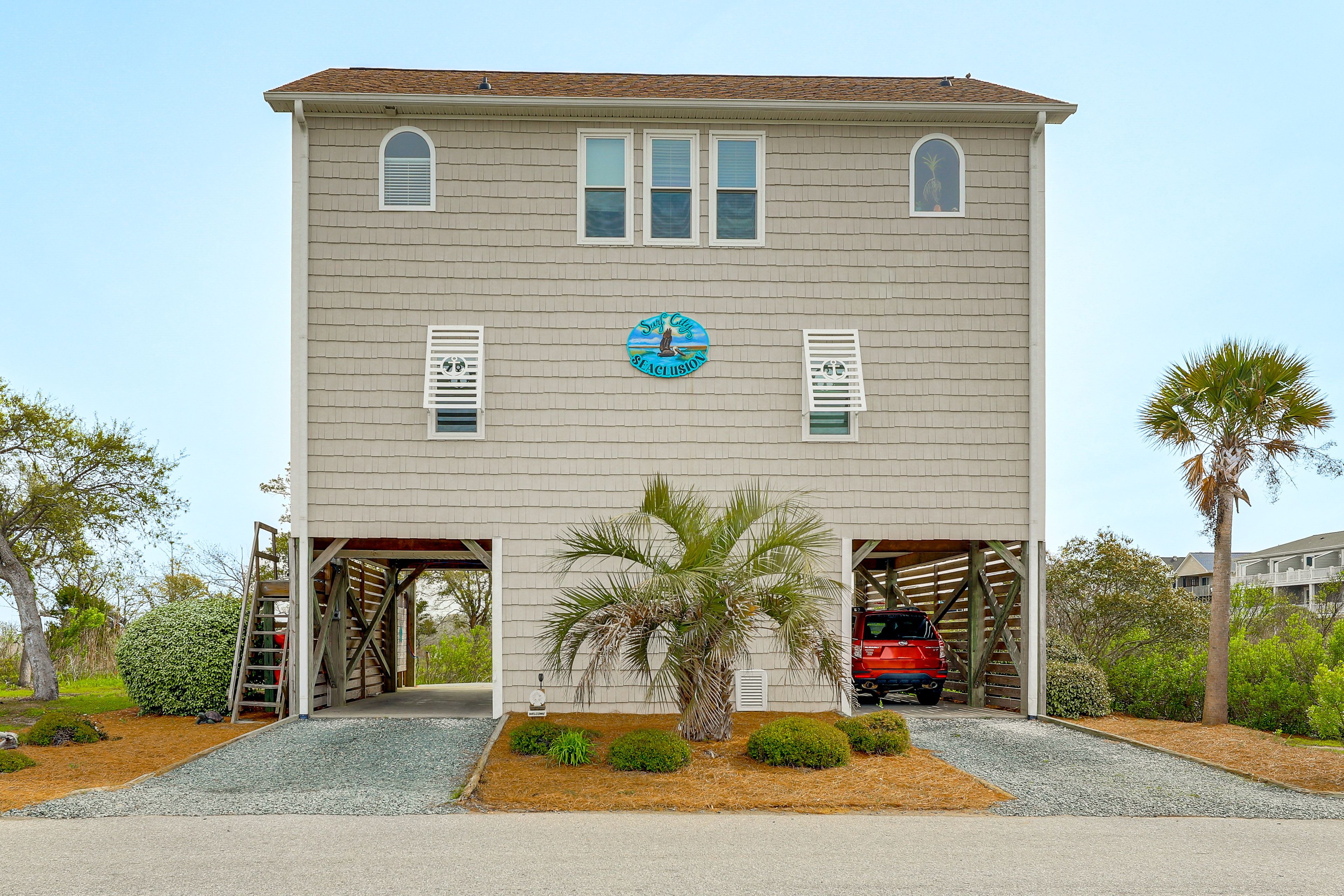 Surf City Vacation Rental | 4BR | 3BA | 1,800 Sq Ft