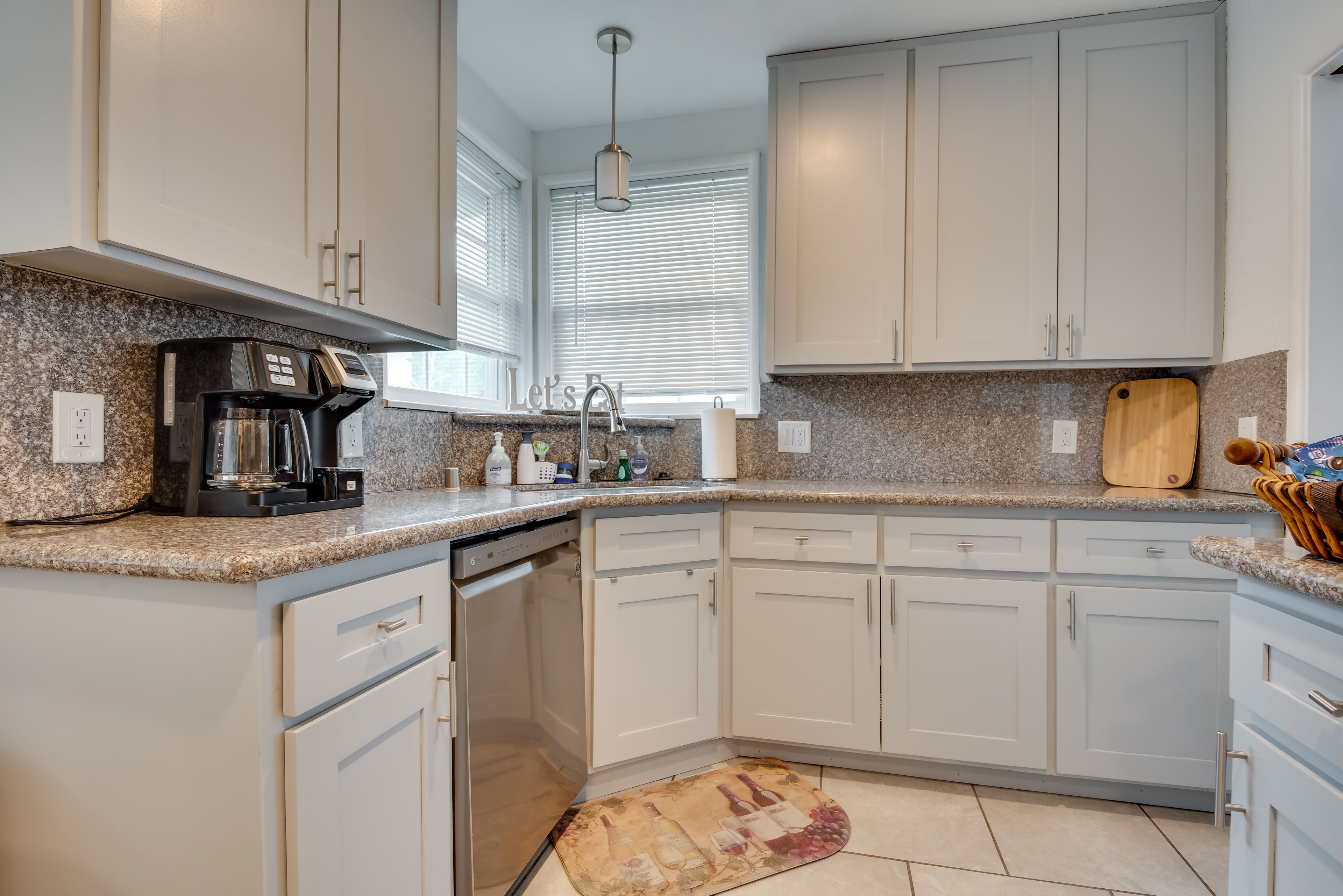 Kitchen | Welcome Basket | Toaster
