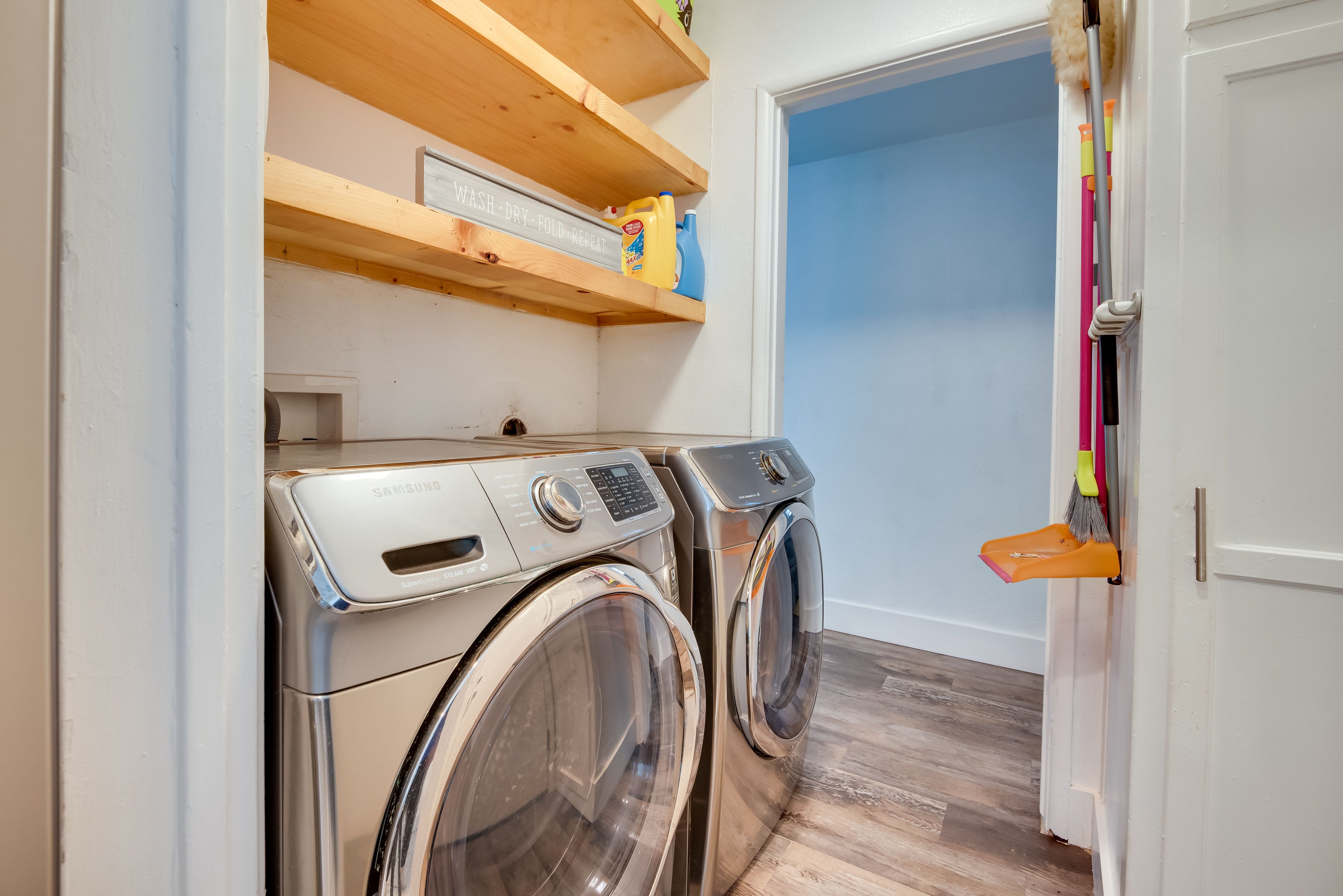Washer & Dryer