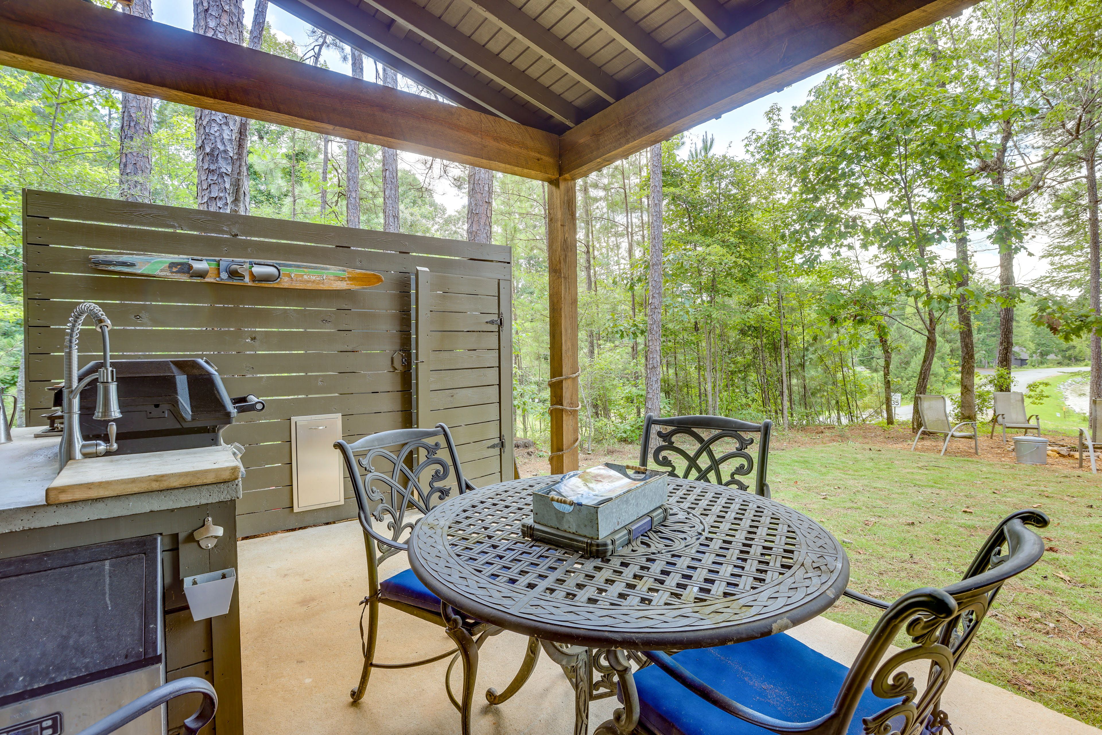 Private Patio | Outdoor Kitchen | Beverage Cooler