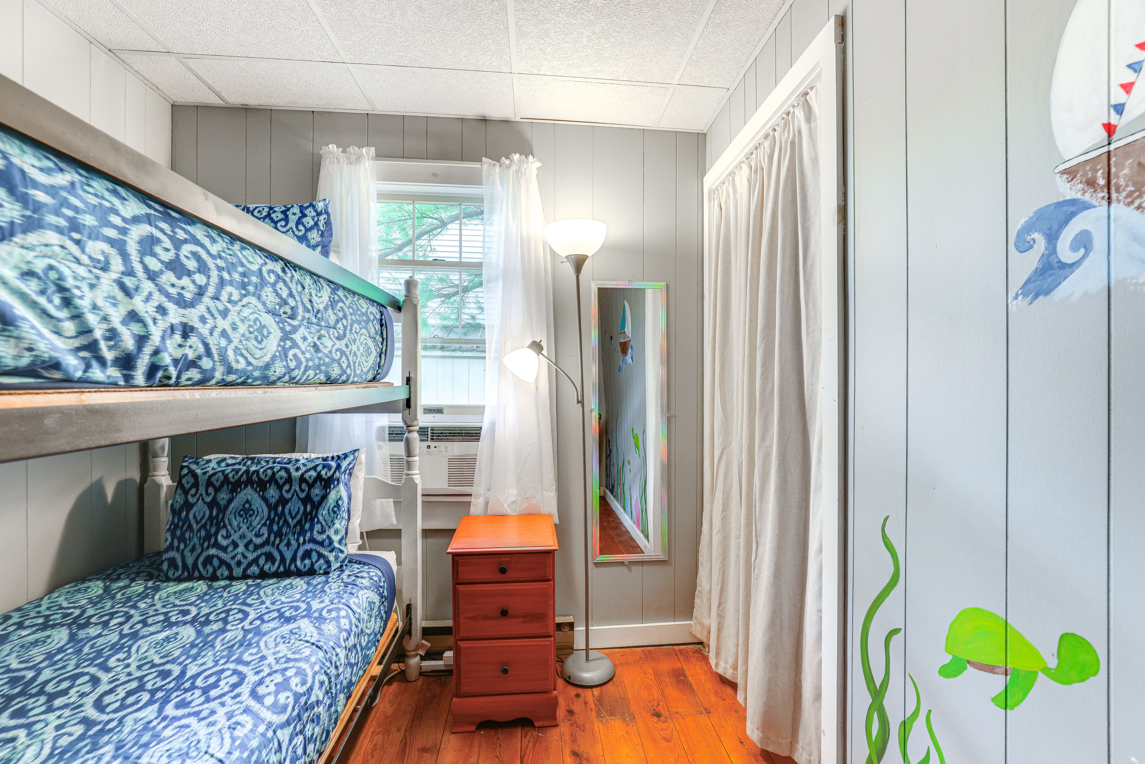 Bedroom 2 | Twin Bunk Bed | 1st Floor